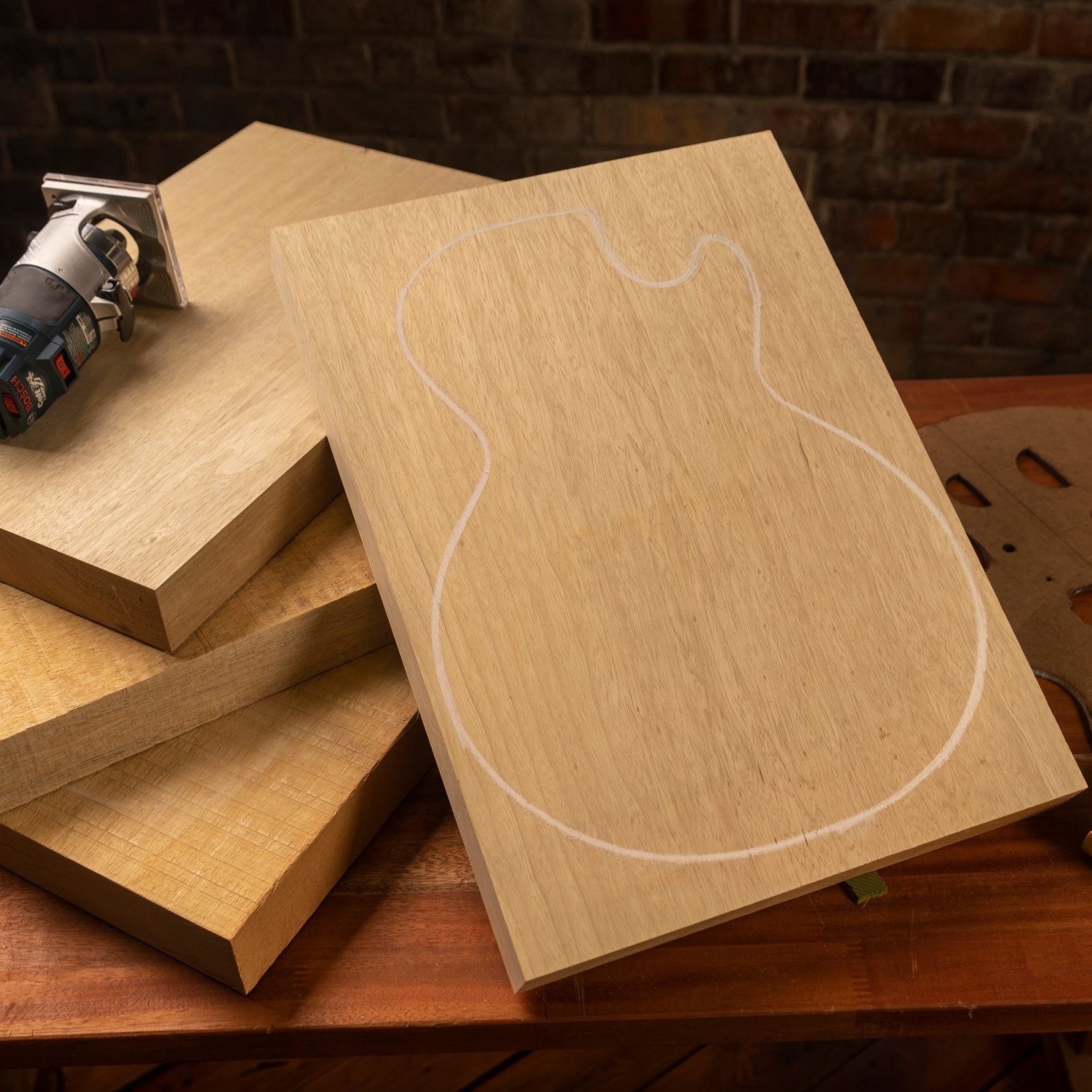 Bois de tonalités cueillis à la main pour guitares électriques à corps solide