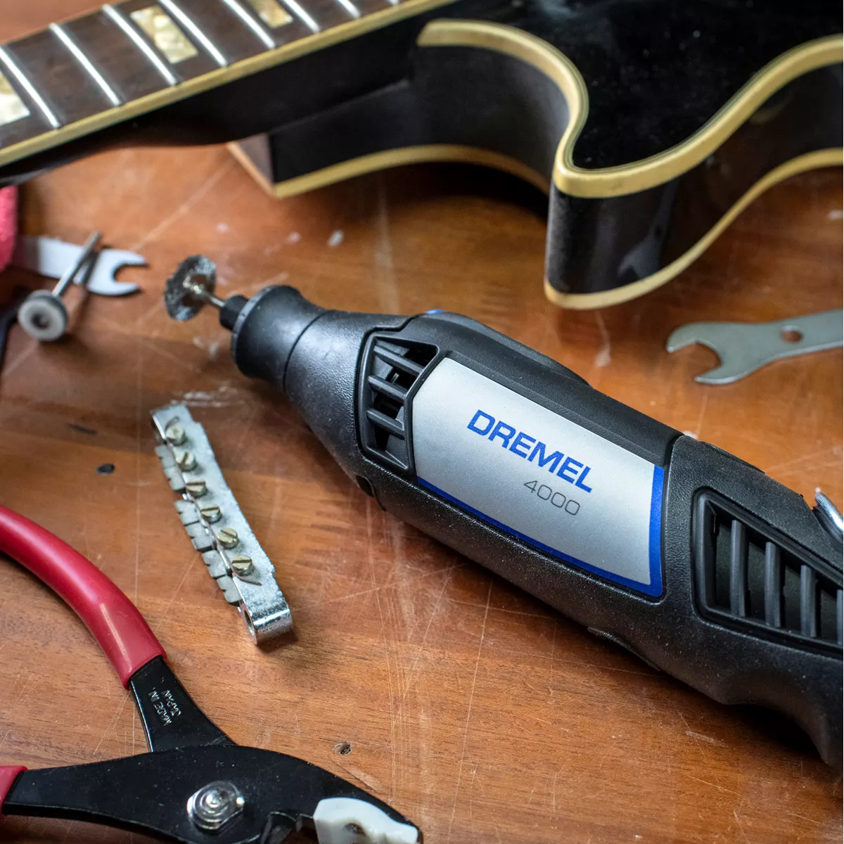 Nécessaire pour outils rotatifs Dremel 4,00 Nécessaire pour outils rotatifs Dremel 4,00