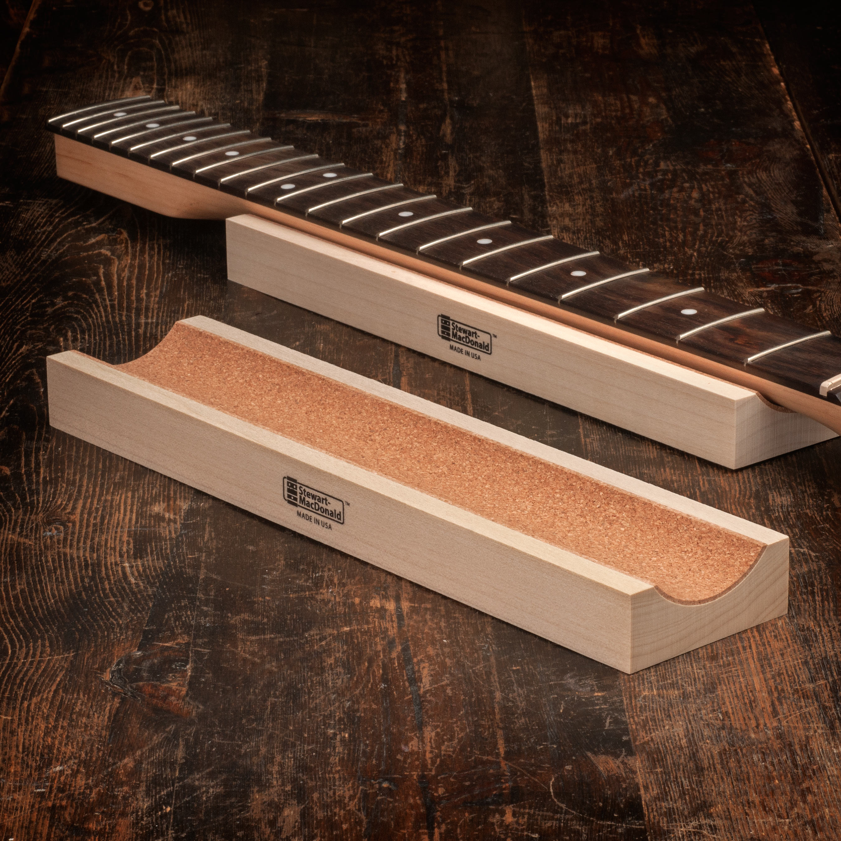 Plaque de presse pour manche