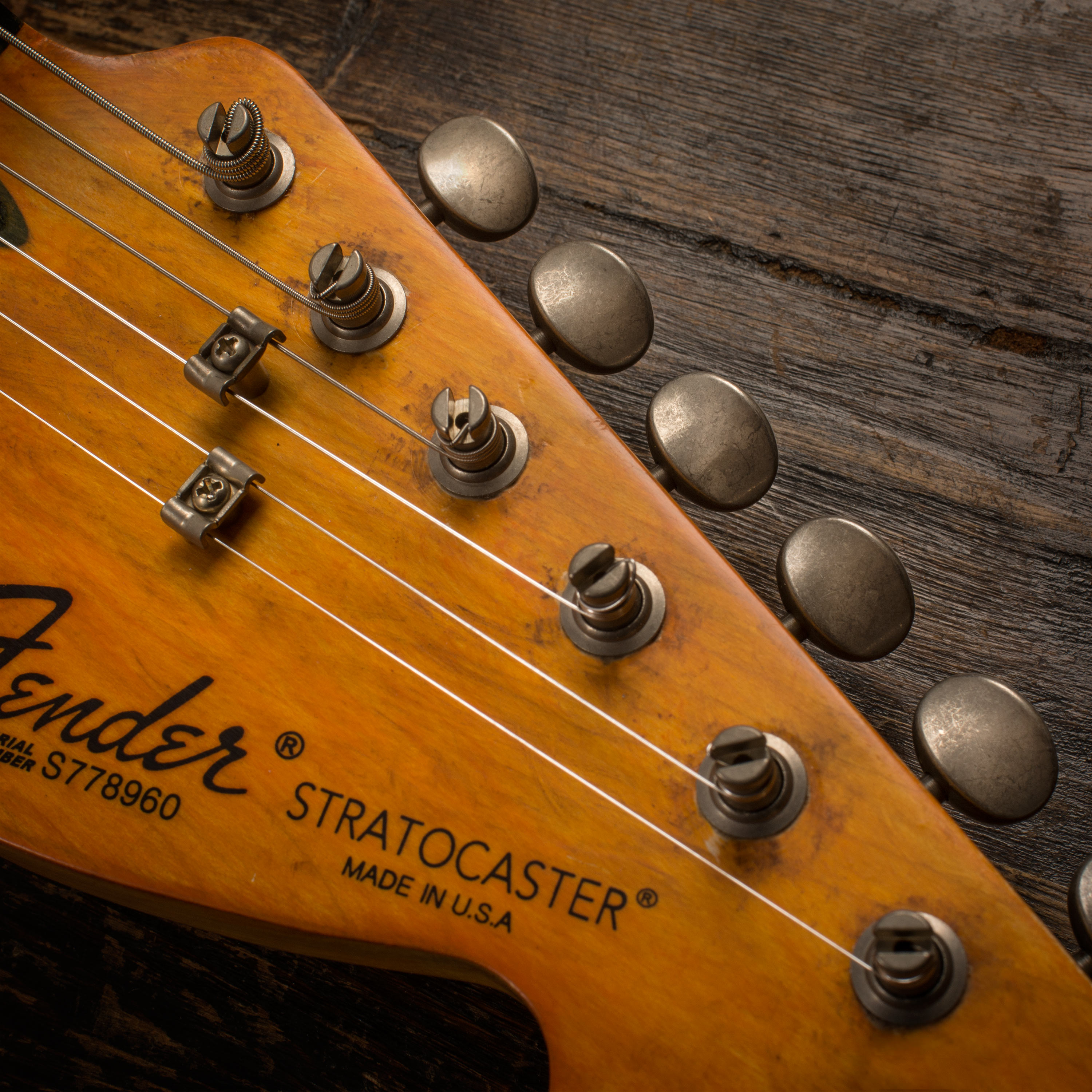 6 mécaniques en ligne Gotoh avec tête ovale vintage