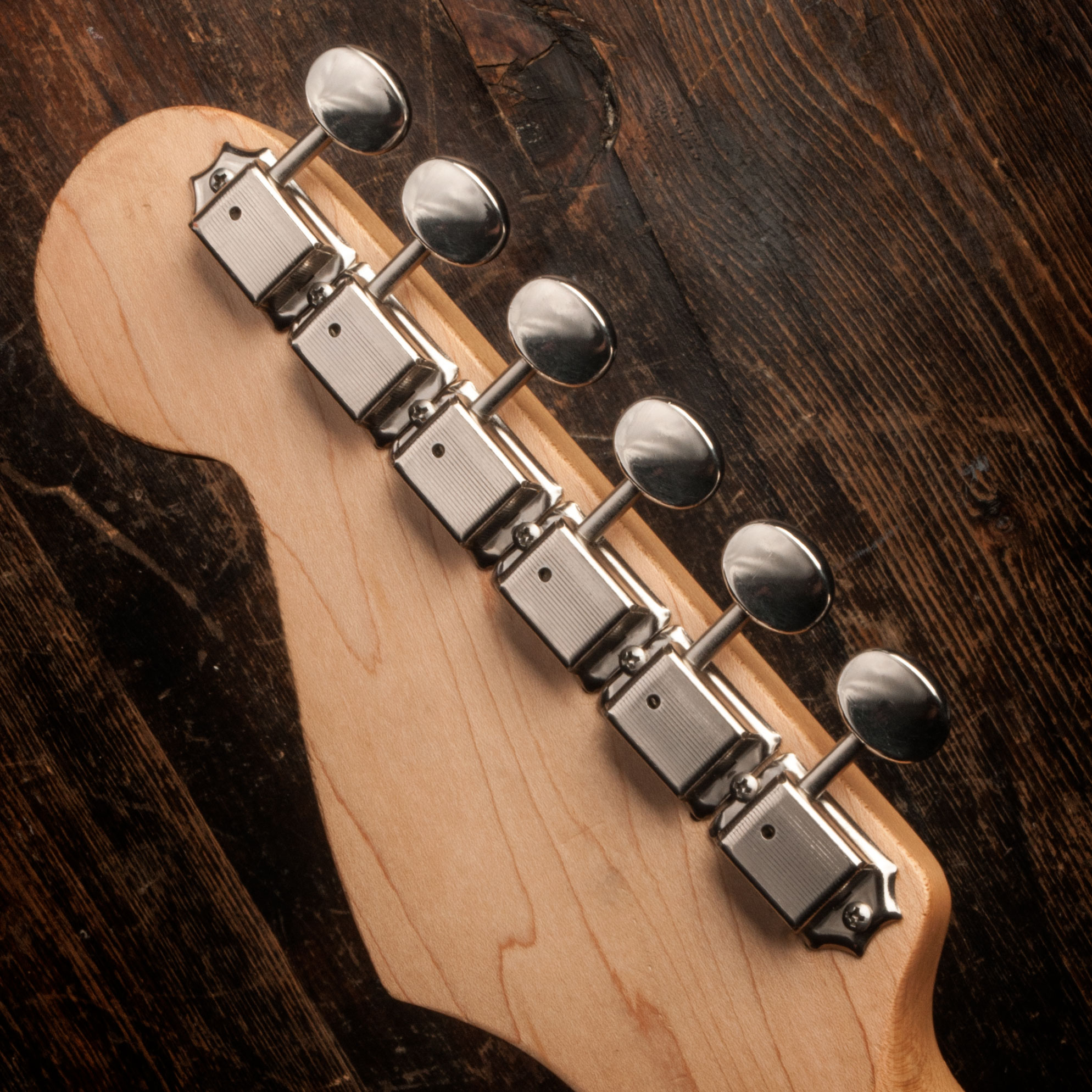 6 mécaniques en ligne Gotoh avec tête ovale vintage