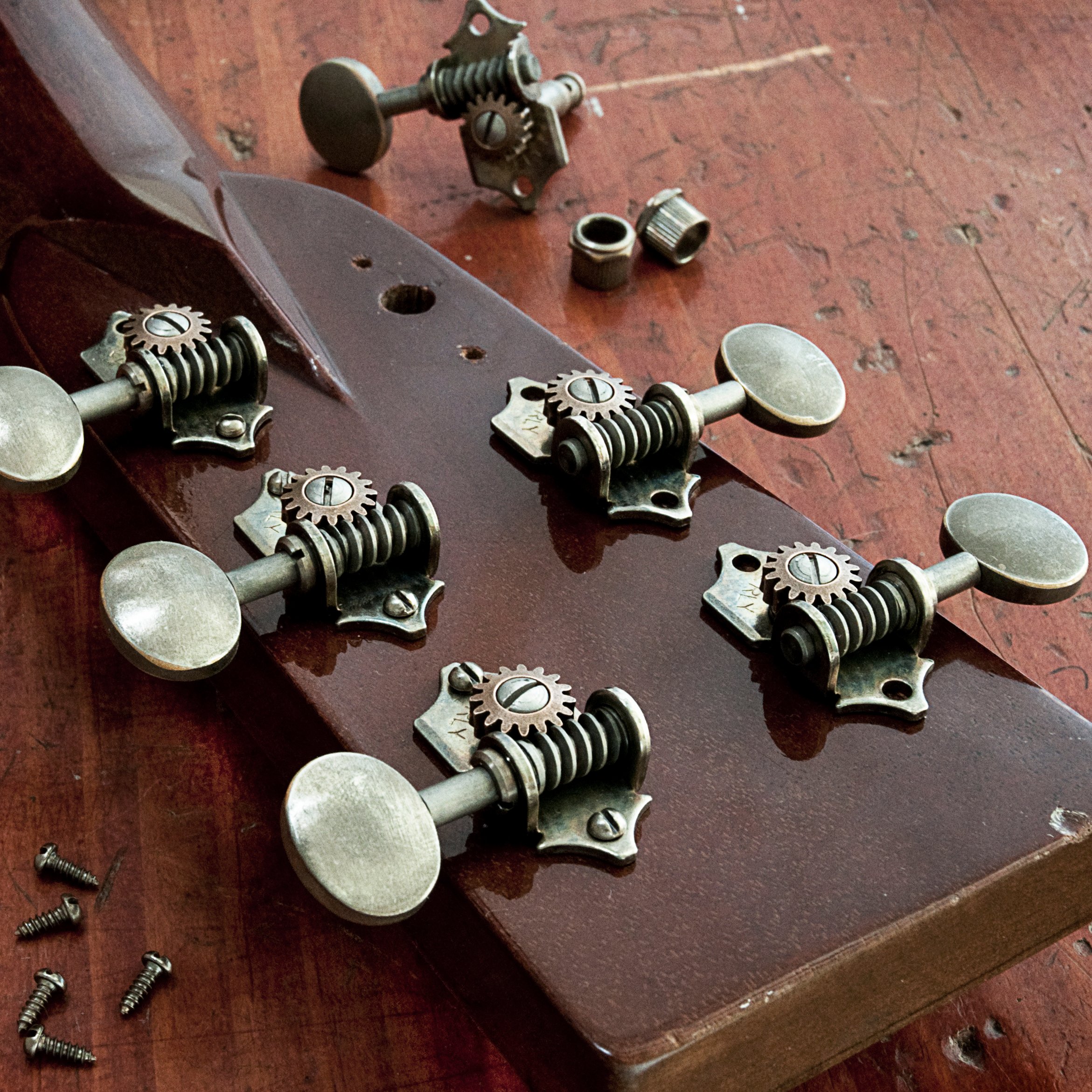 Mécaniques Waverly à tête ovale vintage pour guitares à tête pleine