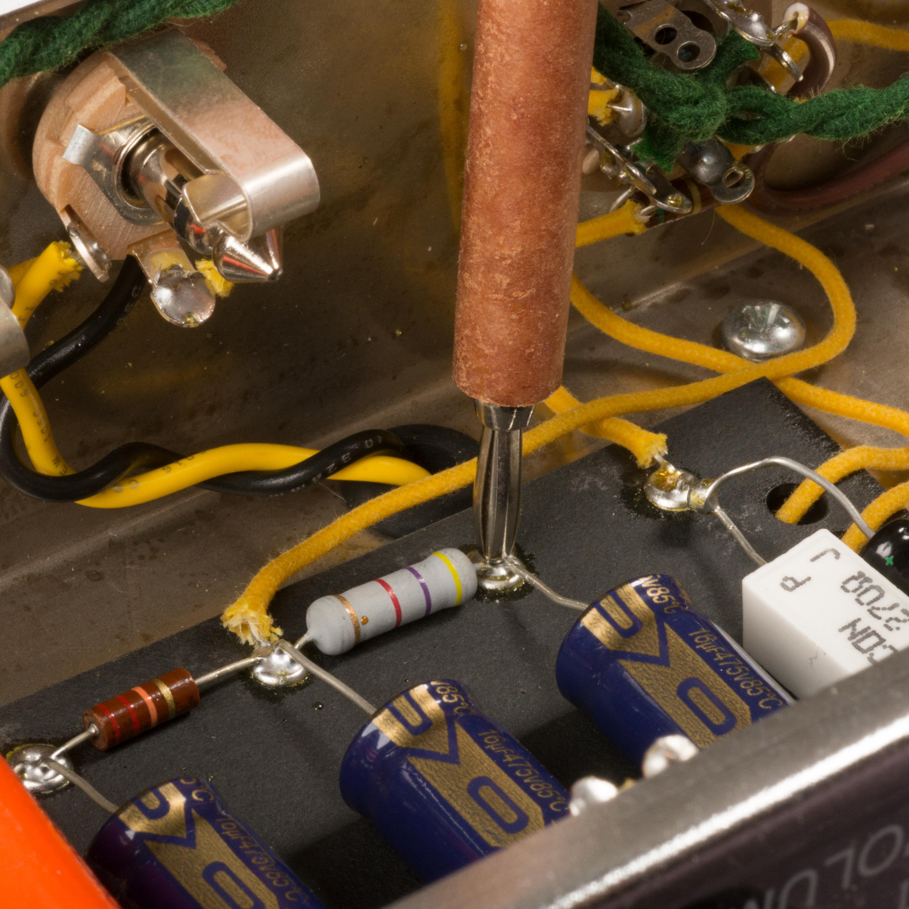 Bâton de décharge haute tension SnufferStick