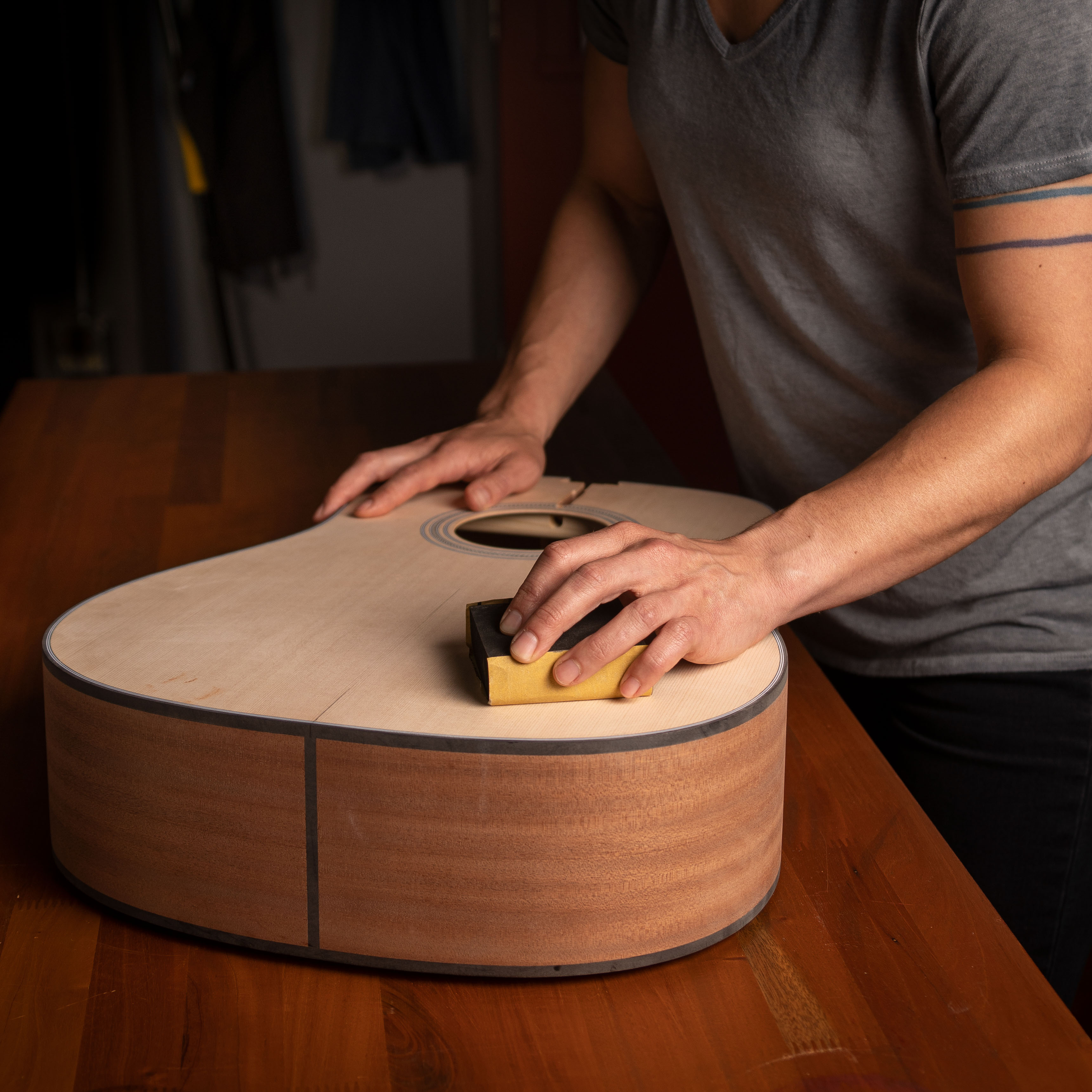 Bloc de ponçage en mousse Micro-Mesh Bloc de ponçage en mousse Micro-Mesh