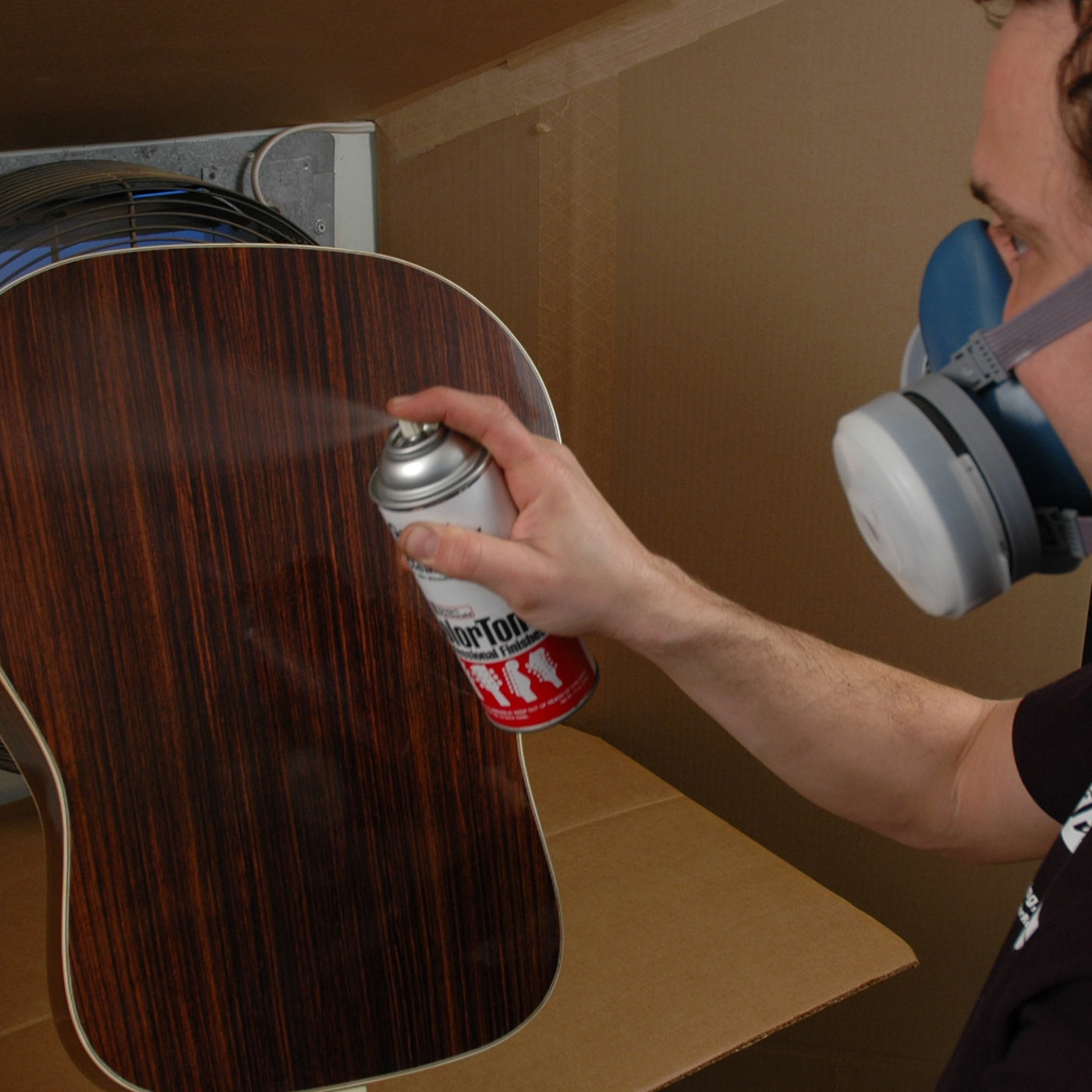 Laque ColorTone en aérosol pour guitares