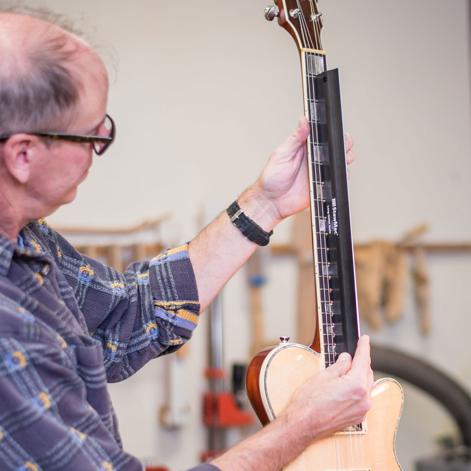 Règle droite de précision à encoches 2-en-1 Règle droite de précision à encoches 2-en-1