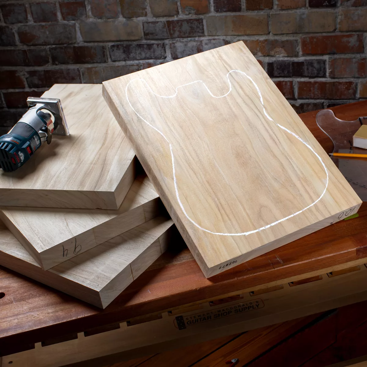 Plaque de corps en Primavera Plaque de corps en Primavera