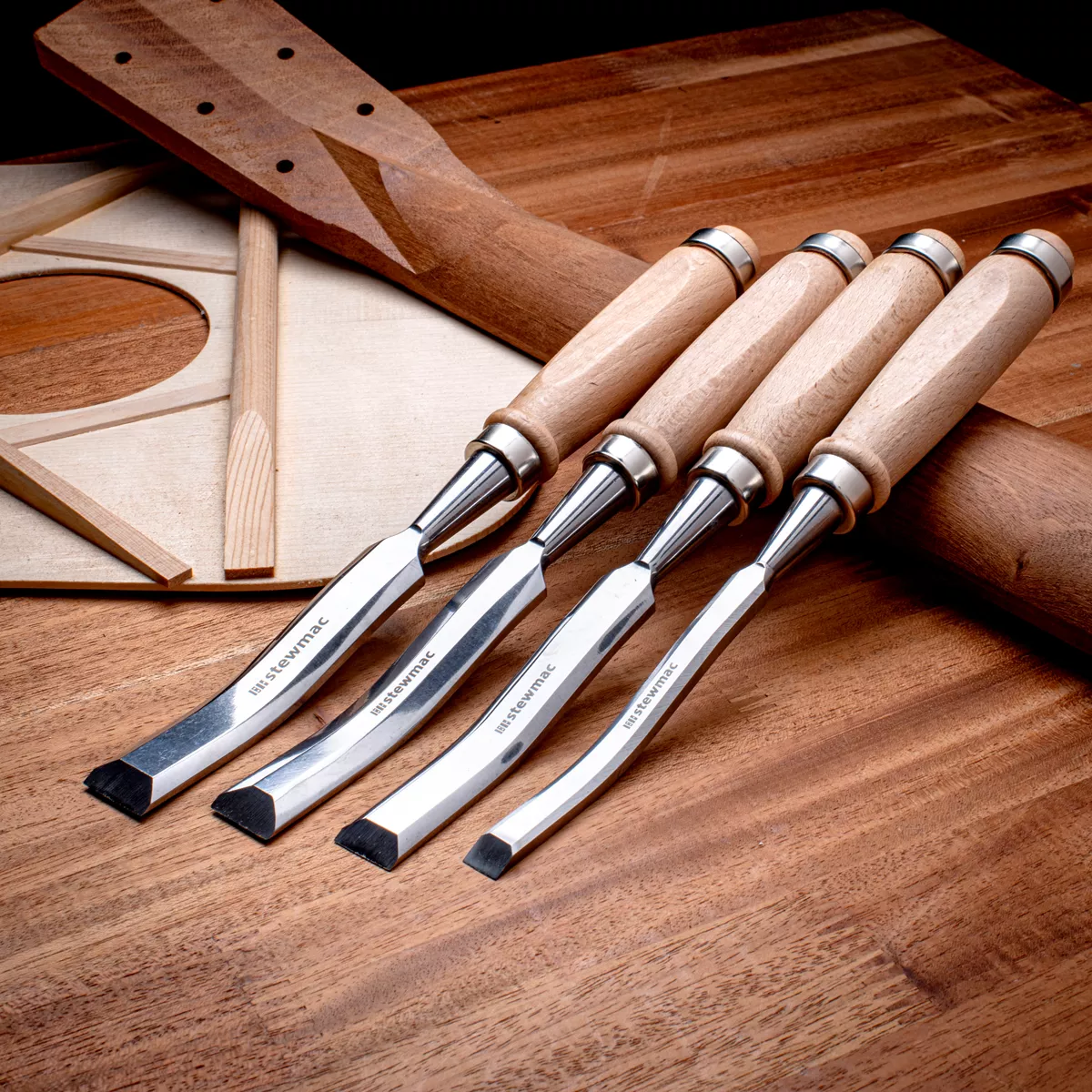 Ciseaux à bois incurvés pour barrages de guitare StewMac Ciseaux à bois incurvés pour barrages de guitare StewMac