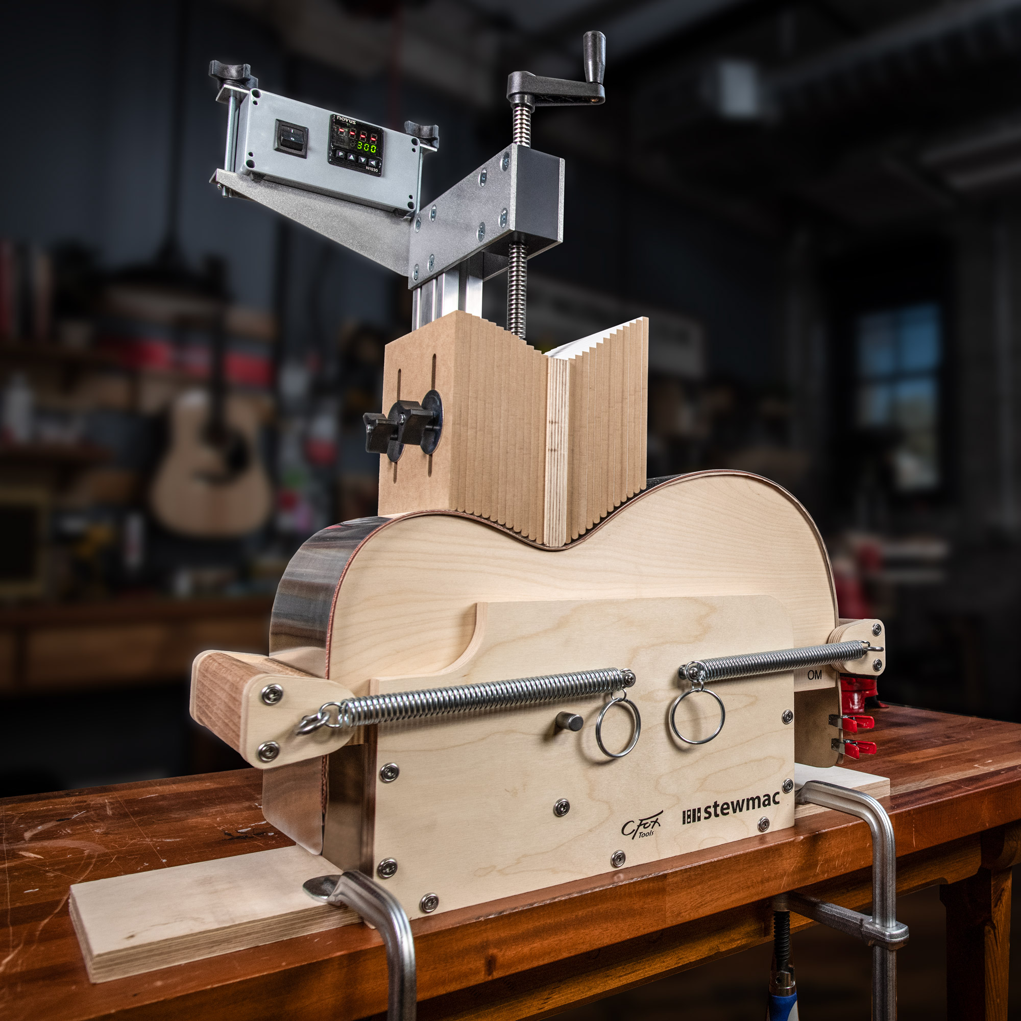 Système de cintrage des éclisses de guitare acoustique StewMac Système de cintrage des éclisses de guitare acoustique StewMac