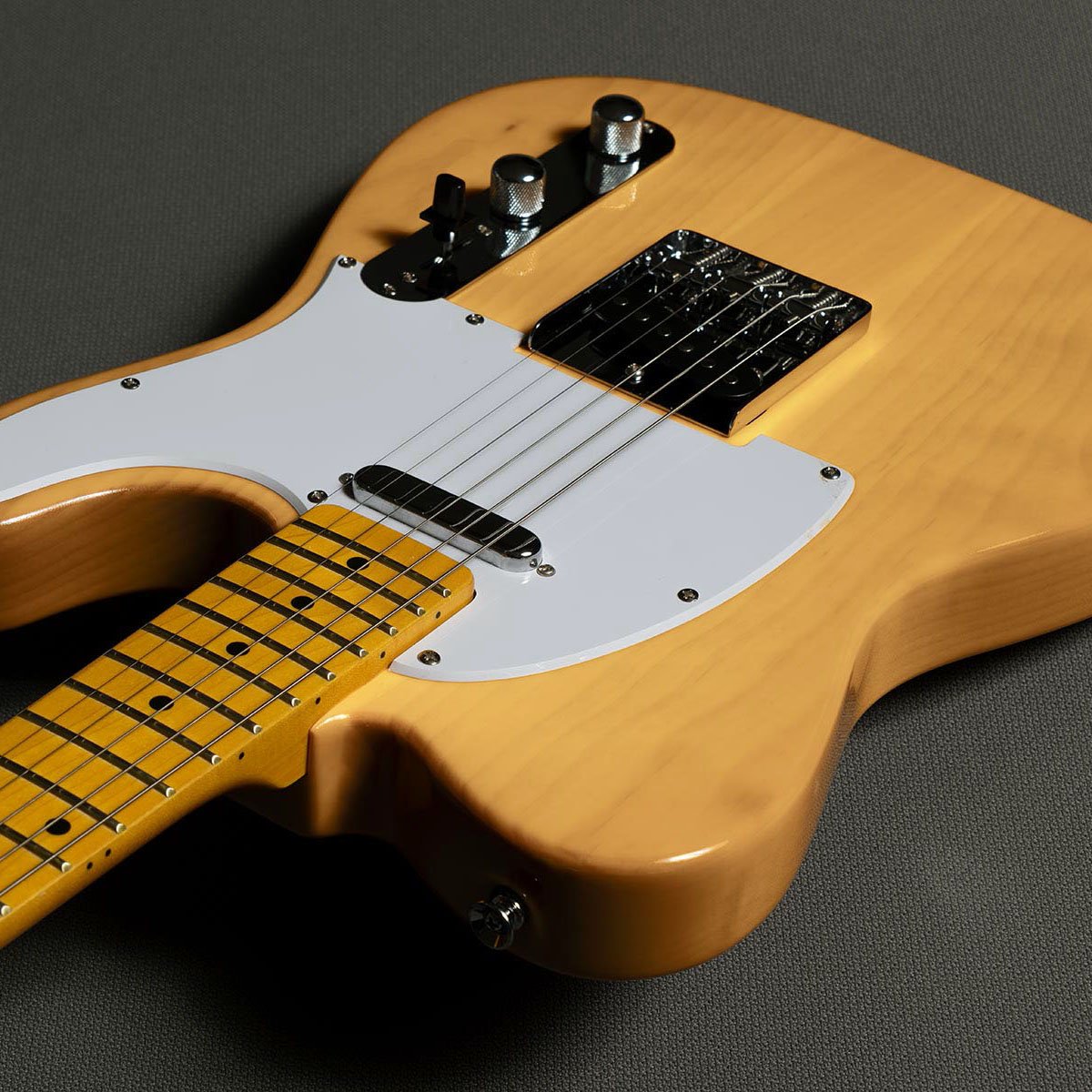 Laque ColorTone en aérosol pour guitares, Butterscotch Blonde