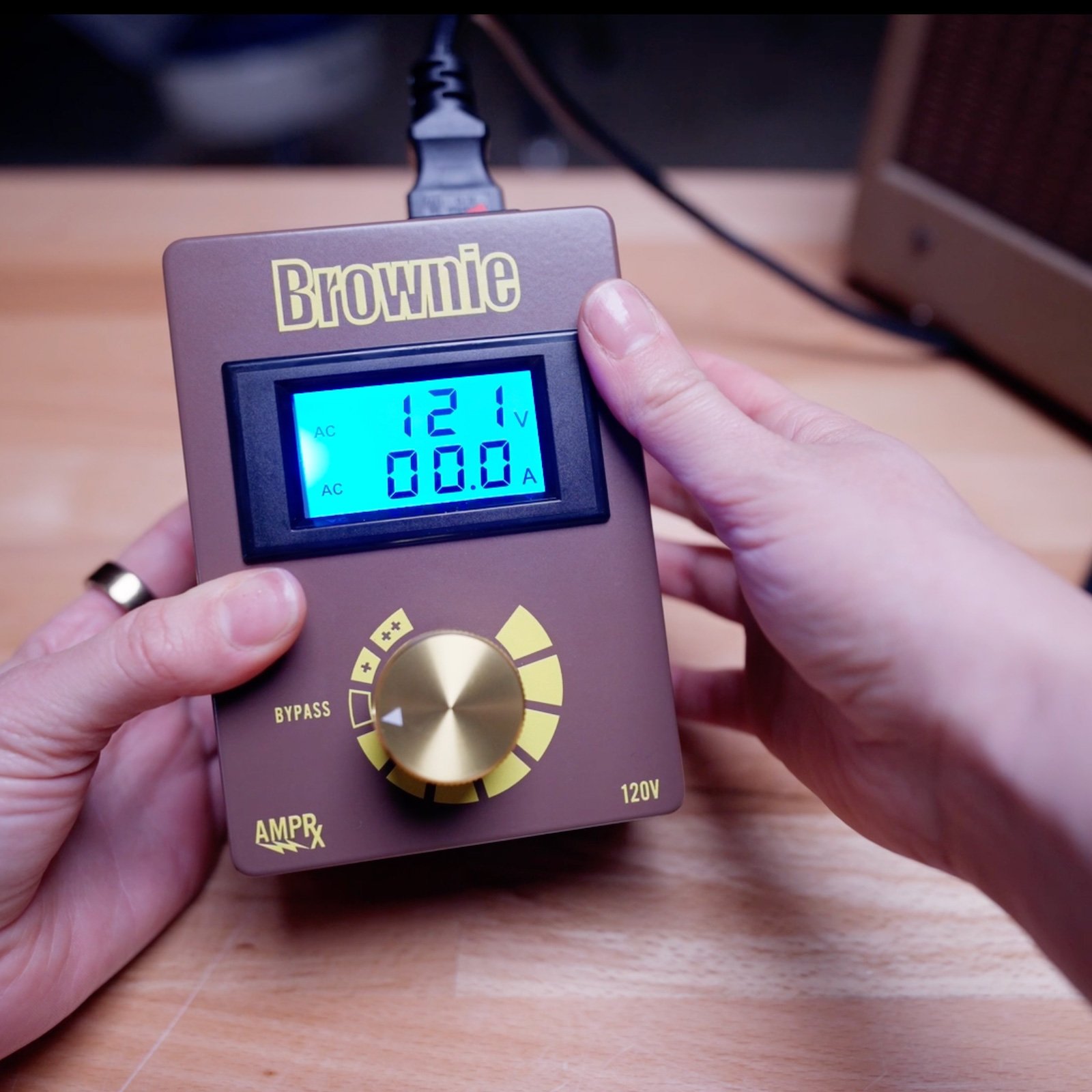 AmpRx Atténuateur de tension d'entrée Brownie