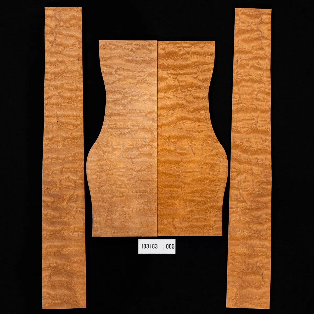 Arbre matelassé en acajou hondouran + paire d’éclisses, Réserve standard - 005 Arbre matelassé en acajou hondouran + paire d’éclisses, Réserve standard - 005