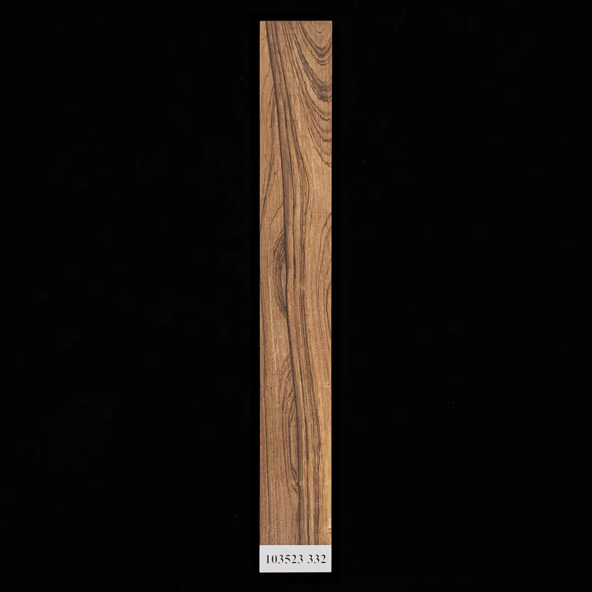 Planche de doigts brésilienne en bois de rose sans rainures pour guitare - 332 Planche de doigts brésilienne en bois de rose sans rainures pour guitare - 332