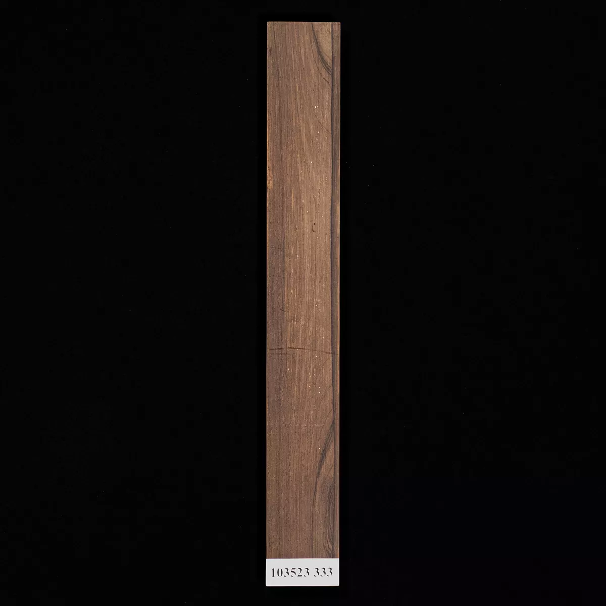 Planche de doigts brésilienne en bois de rose sans rainures pour guitare - 333 Planche de doigts brésilienne en bois de rose sans rainures pour guitare - 333