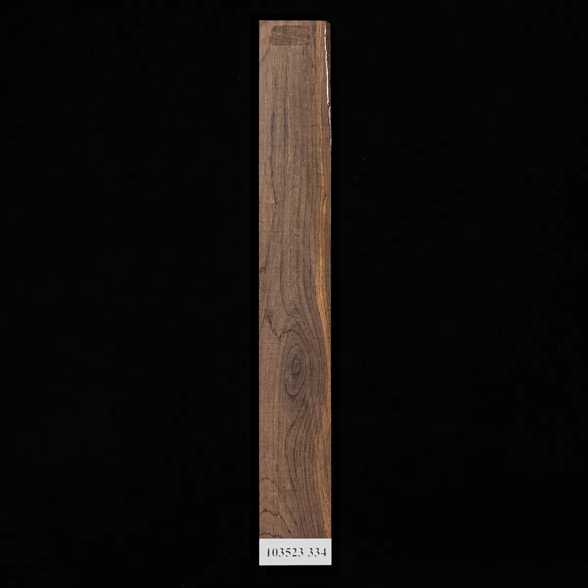 Planche de doigts brésilienne en bois de rose sans rainures pour guitare - 334 Planche de doigts brésilienne en bois de rose sans rainures pour guitare - 334