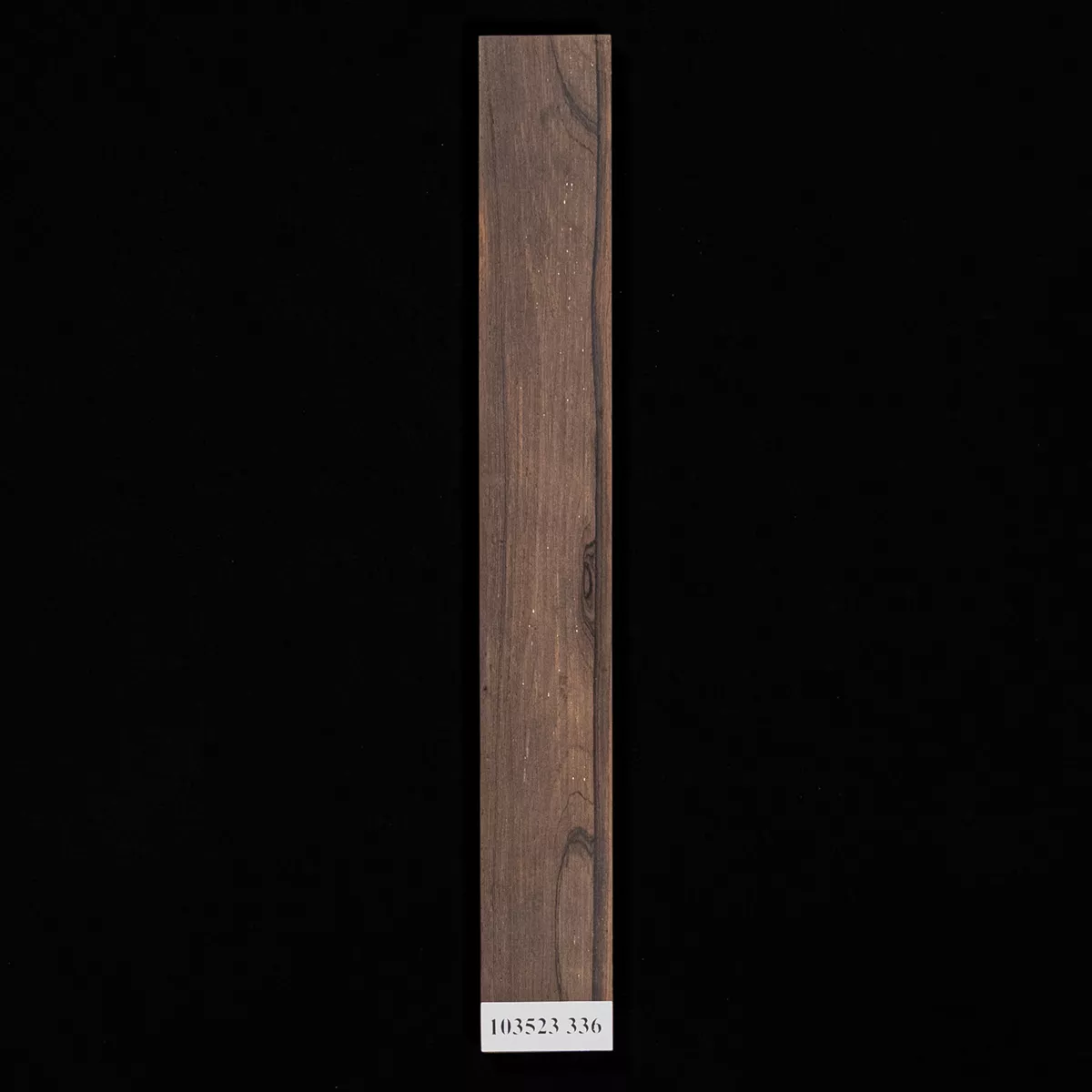 Planche de doigts brésilienne en bois de rose sans rainures pour guitare - 336 Planche de doigts brésilienne en bois de rose sans rainures pour guitare - 336