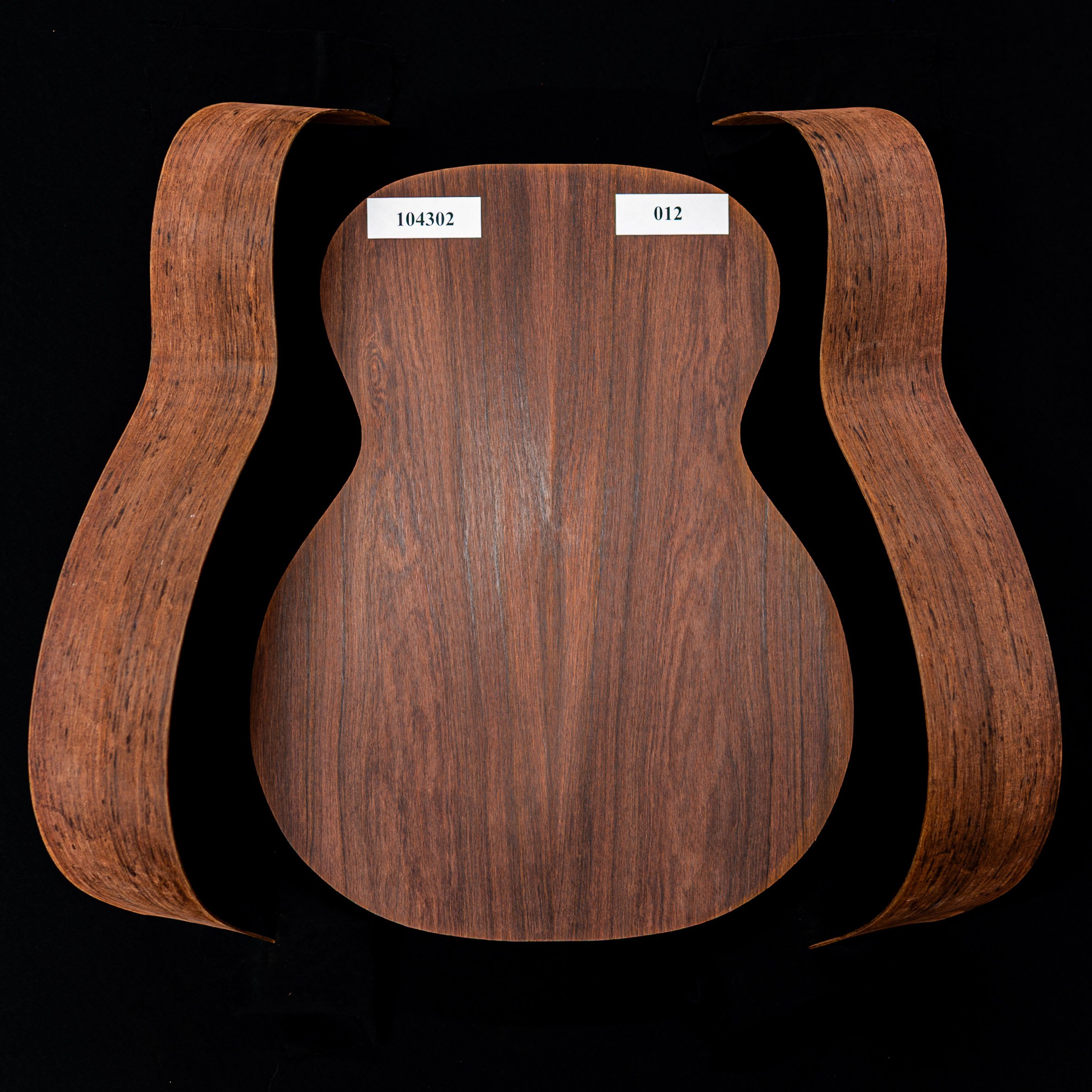 Ensemble palissandre Madagascar joint dans le dos + paire d’éclisses pliées pour guitare OM - 012
