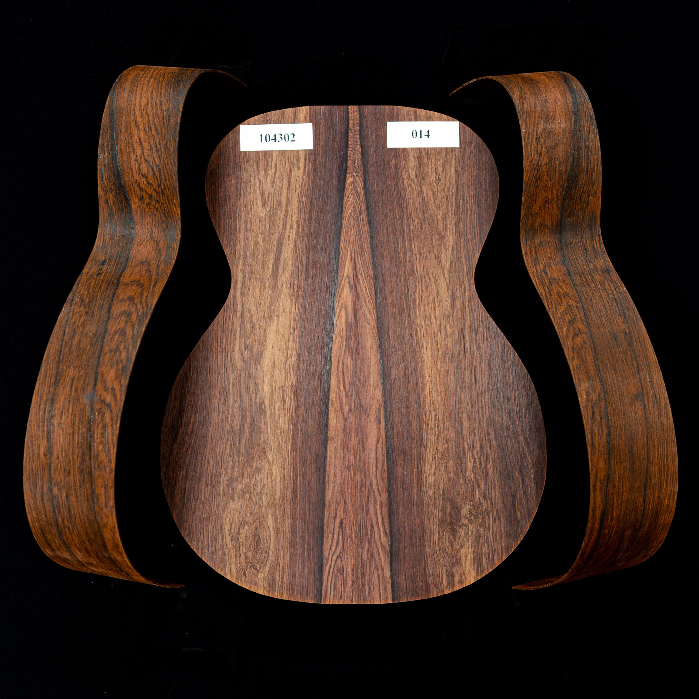 Ensemble palissandre Madagascar joint dans le dos + paire d’éclisses pliées pour guitare OM - 014