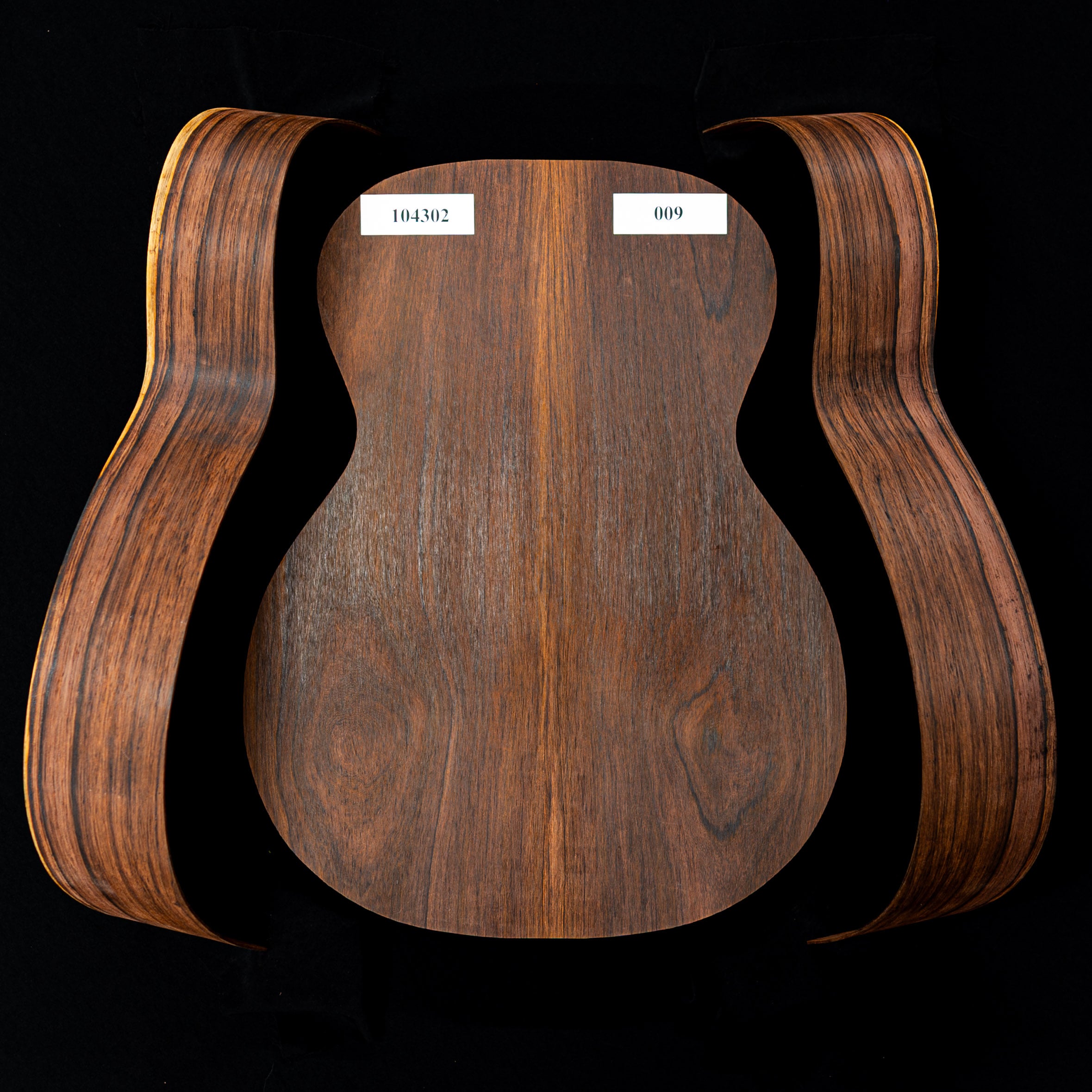 Ensemble palissandre Madagascar joint dans le dos + paire d’éclisses pliées pour guitare OM - 009