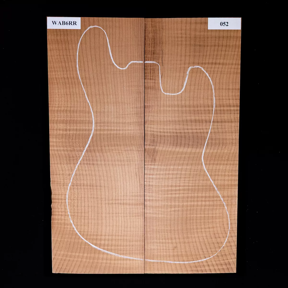 Table laminée en érable torréfié Bigleaf High-Flame – 0,2 Table laminée en érable torréfié Bigleaf High-Flame – 0,2