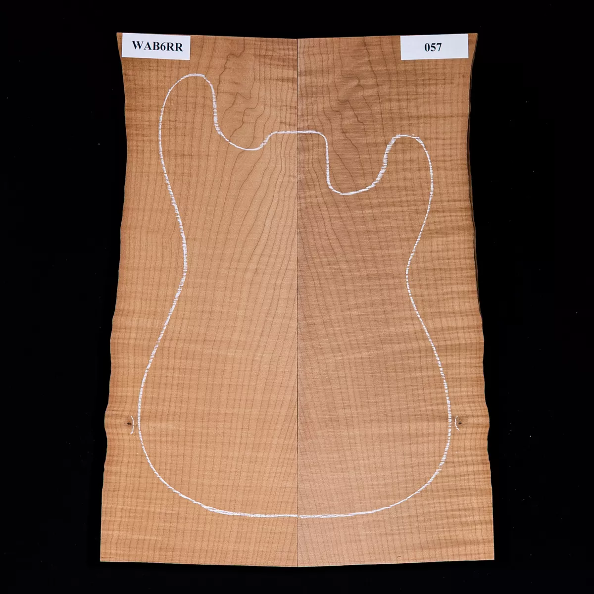 Table laminée en érable torréfié Bigleaf High-Flame – 0,7 Table laminée en érable torréfié Bigleaf High-Flame – 0,7