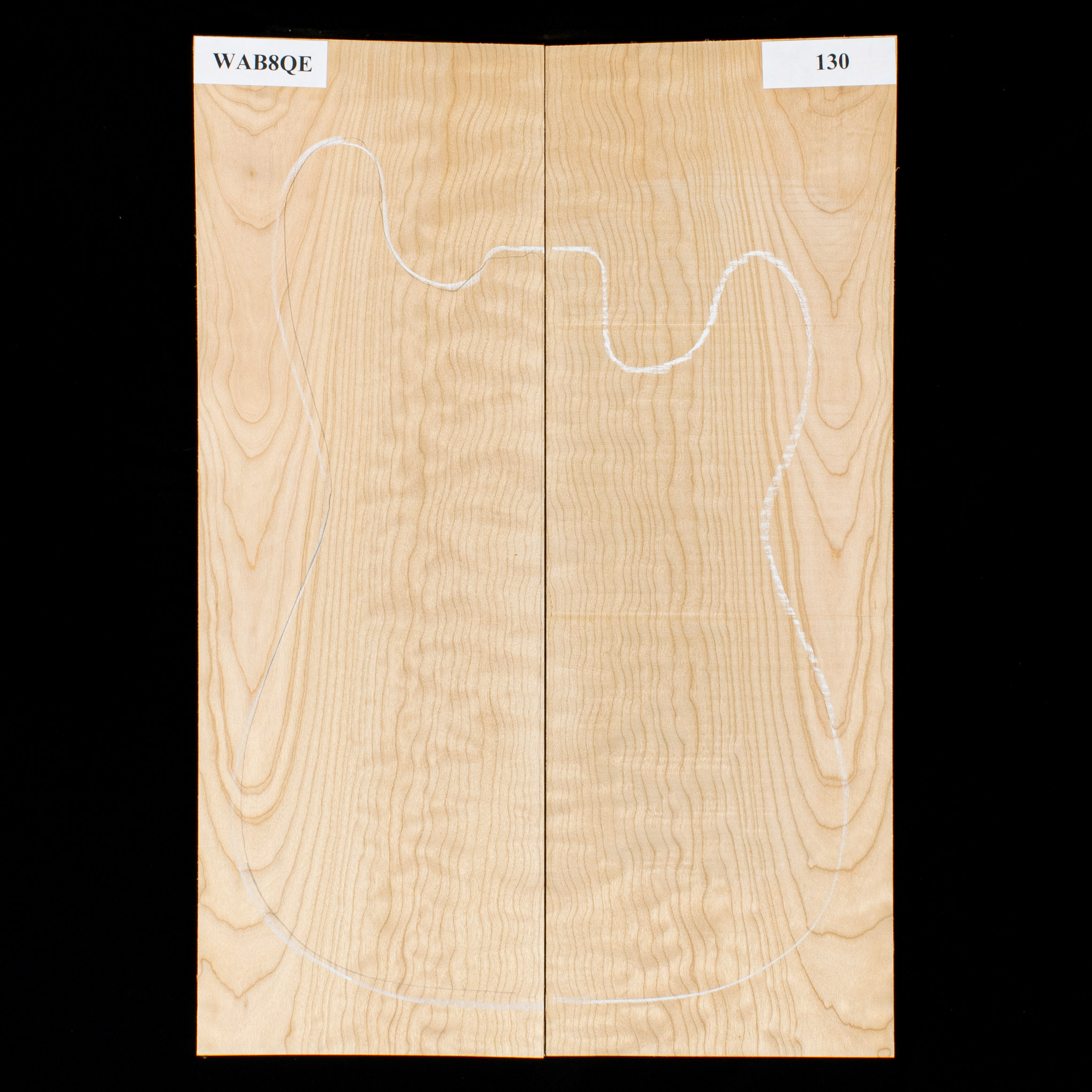 Top matelassé laminé en érable à grandes feuilles - 130
