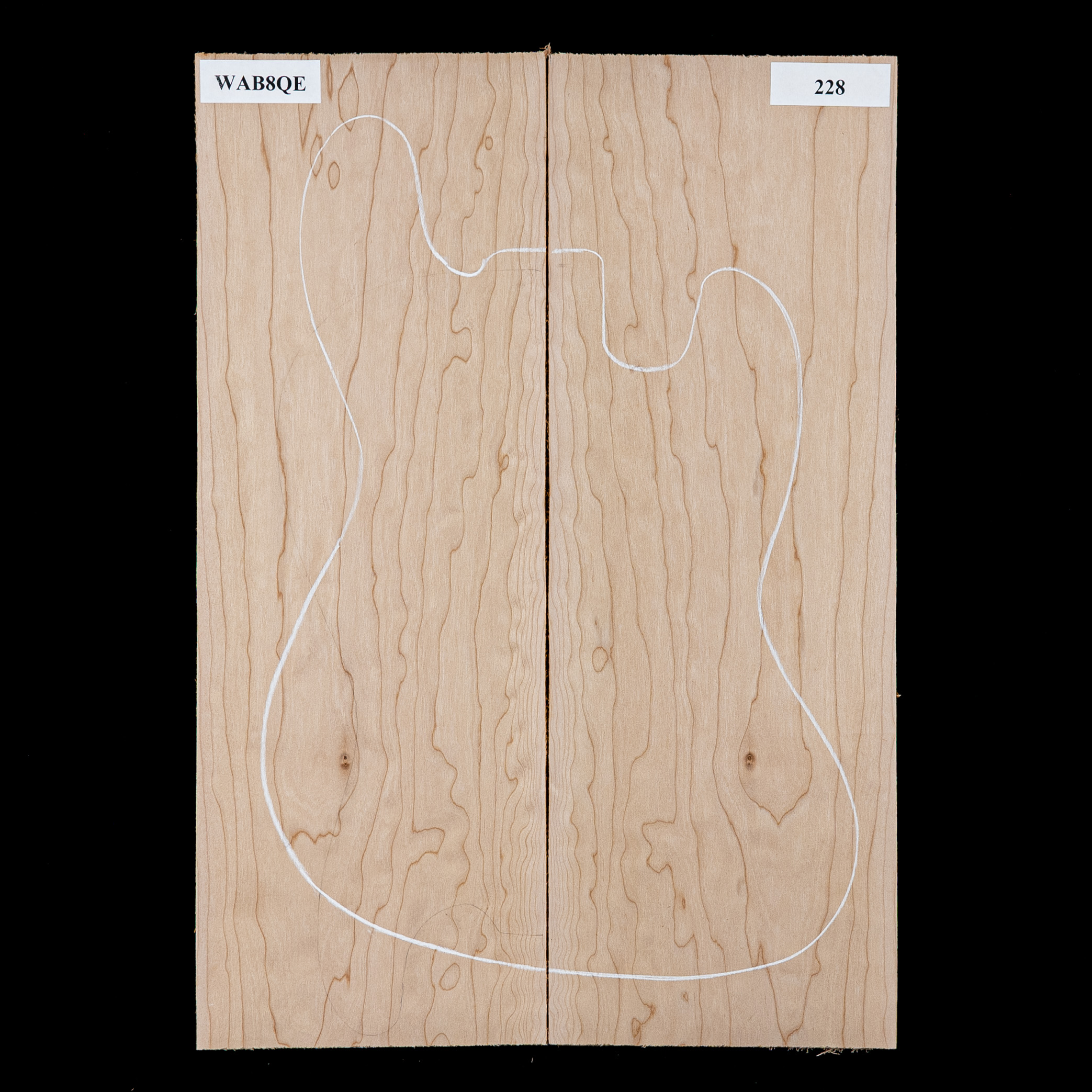 Top matelassé laminé en érable à grandes feuilles - 228 Top matelassé laminé en érable à grandes feuilles - 228