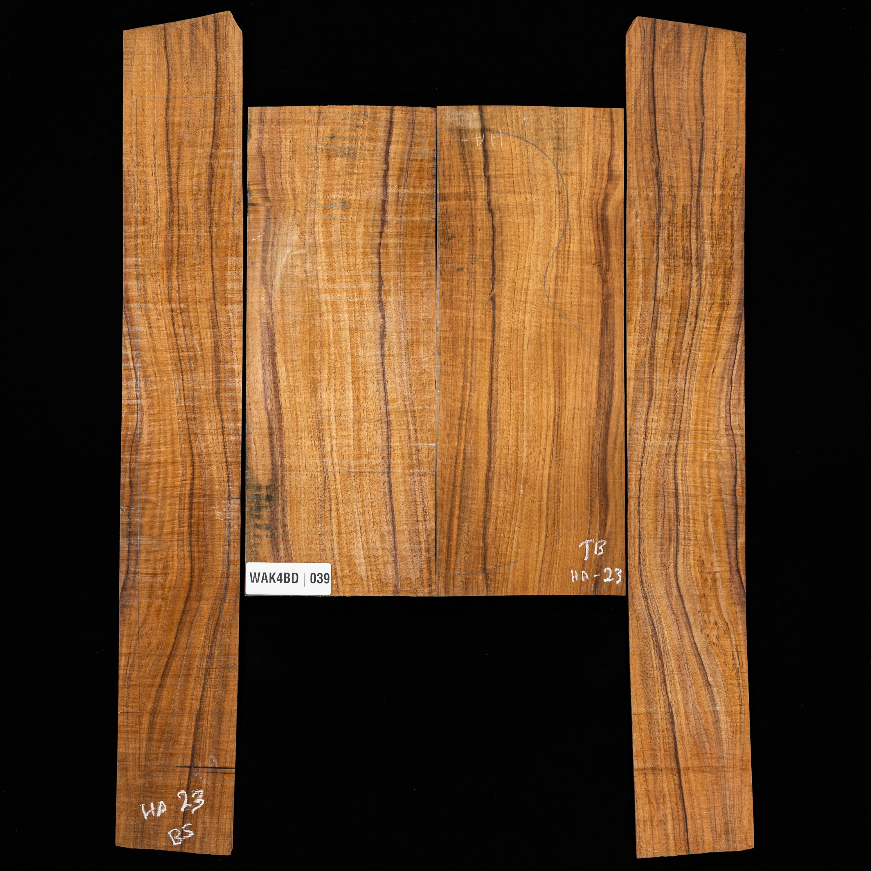 Arrière et paire d’éclisses Flame Koa - 039 Arrière et paire d’éclisses Flame Koa - 039