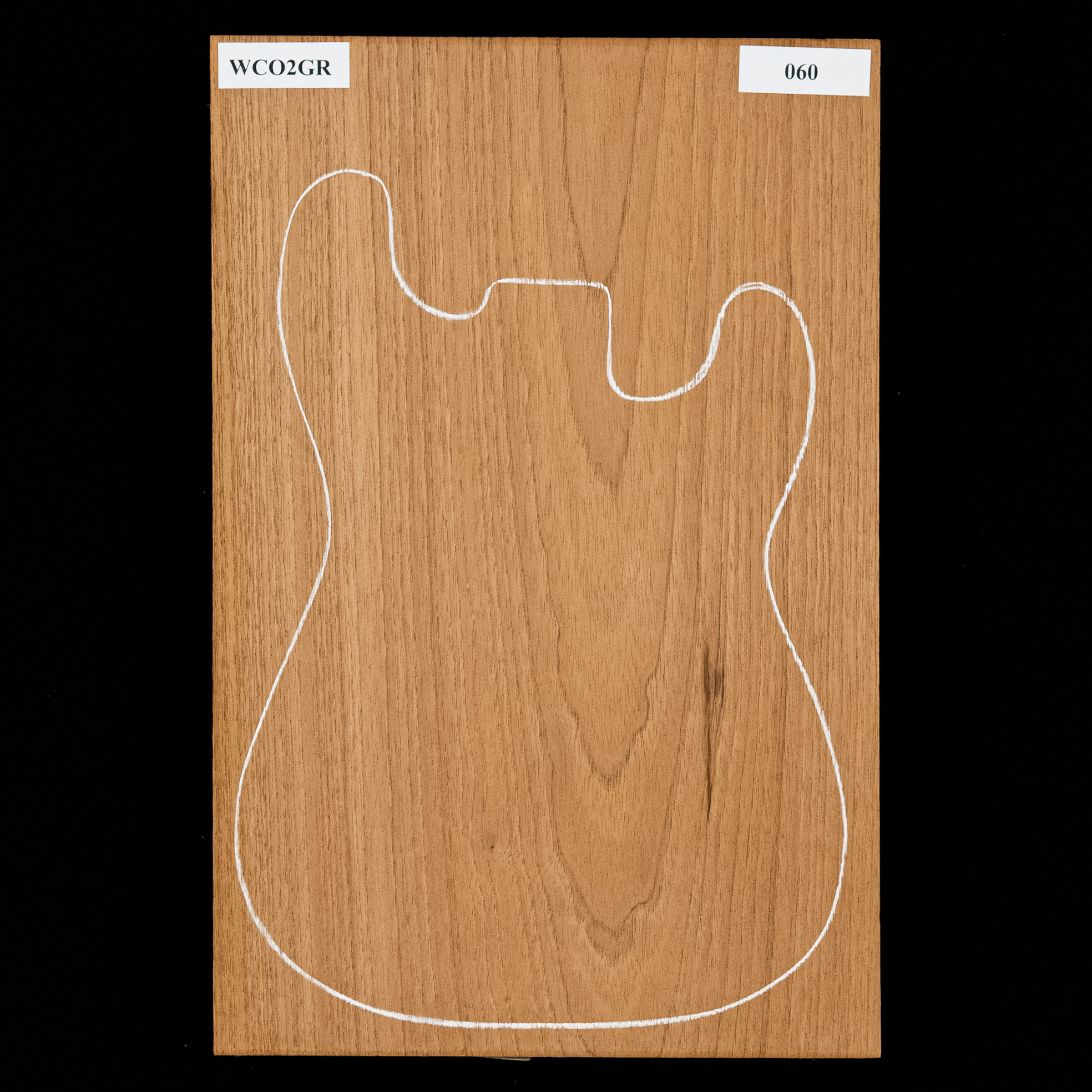 Corps en cèdre espagnol vierge, 1-Piece (10,2 lb) - 060 Corps en cèdre espagnol vierge, 1-Piece (10,2 lb) - 060