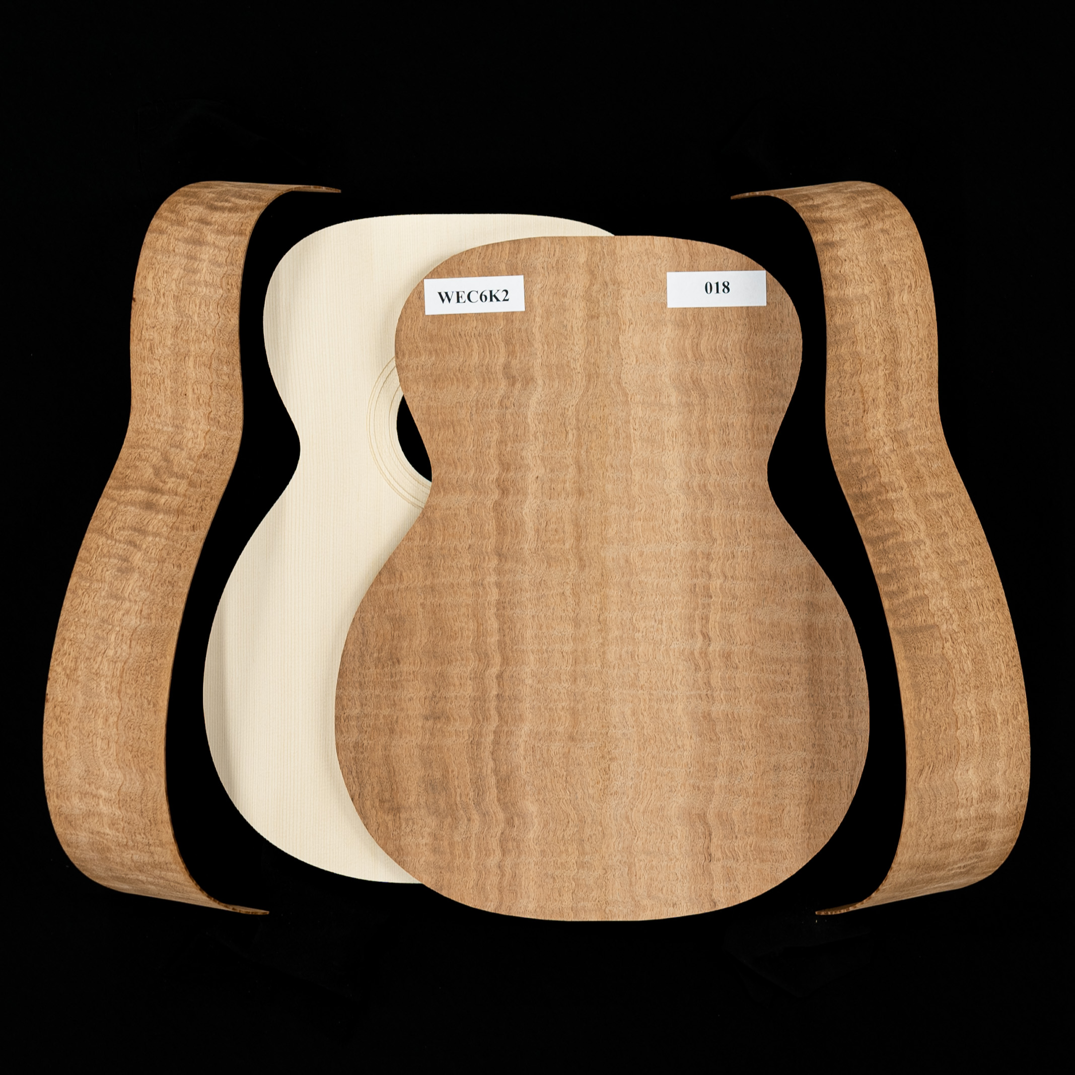 WoodStax - Kit de guitare en kit Sapele OM, col boulonné - 018 WoodStax - Kit de guitare en kit Sapele OM, col boulonné - 018