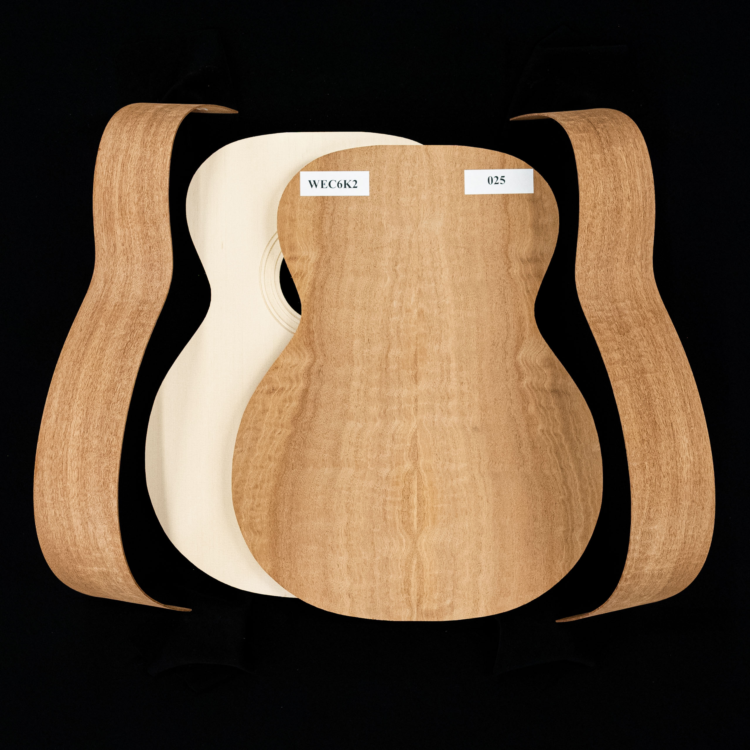WoodStax - Kit de guitare en kit Sapele OM, col boulonné - 025 WoodStax - Kit de guitare en kit Sapele OM, col boulonné - 025
