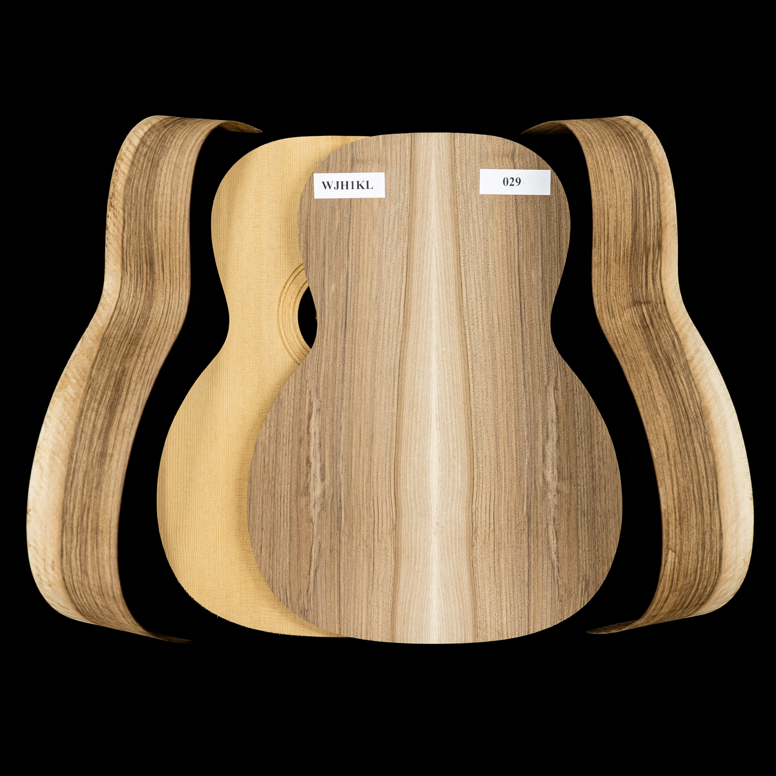 Kit de guitare triple O WoodStax Claro Walnut, col boulonné - 029 Kit de guitare triple O WoodStax Claro Walnut, col boulonné - 029