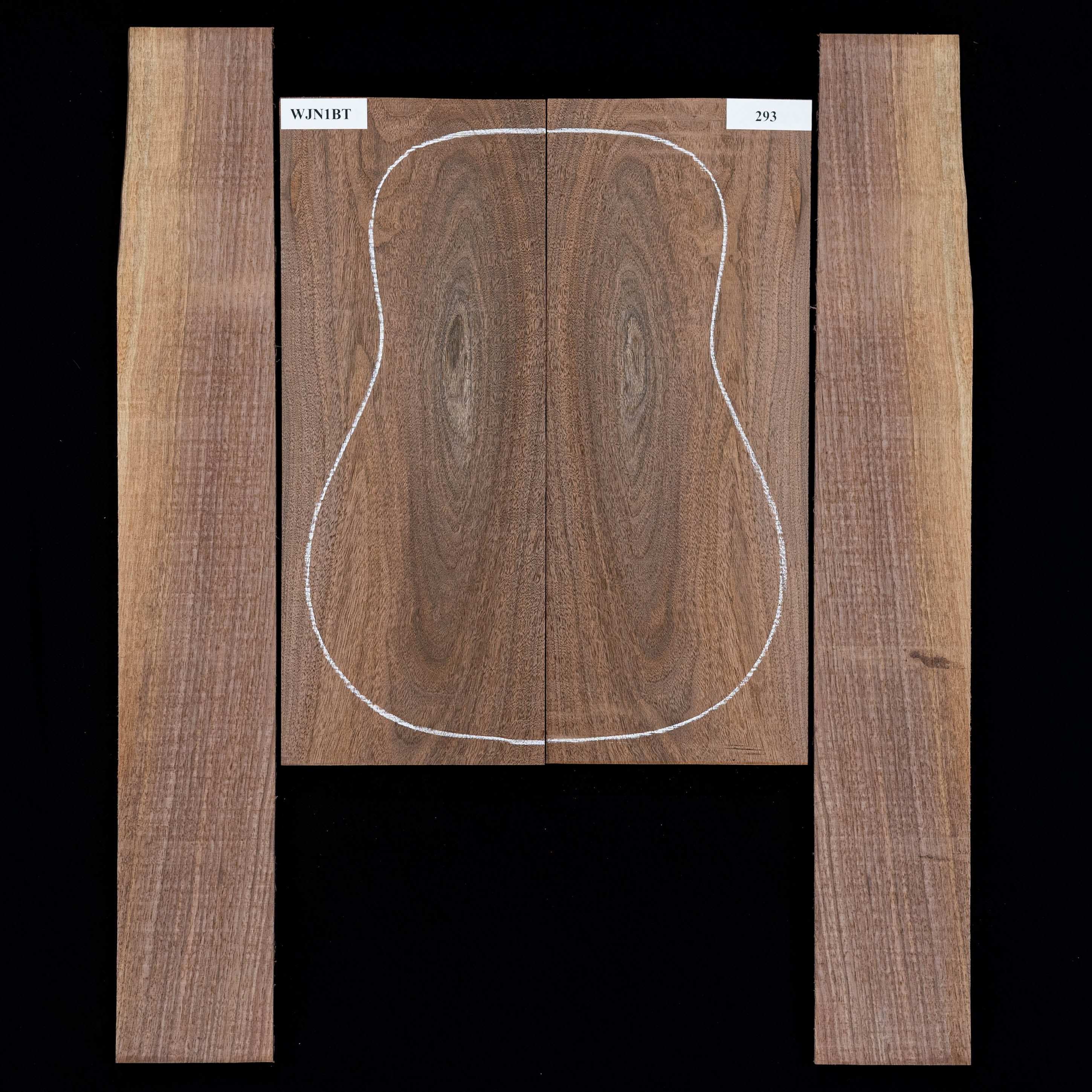 Fond + Paire d’éclisses en noyer noir - 293 Fond + Paire d’éclisses en noyer noir - 293