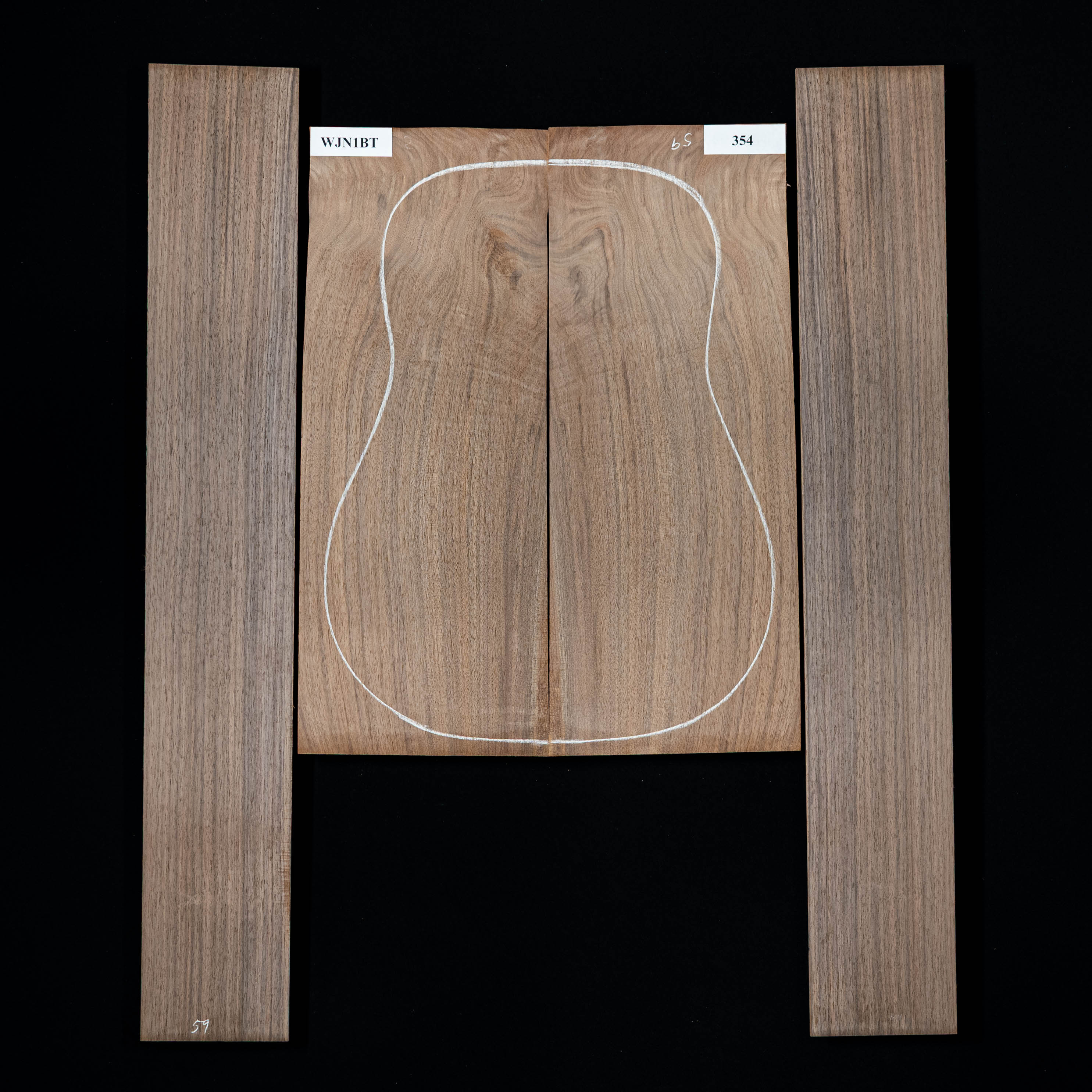 Fond + Paire d’éclisses en noyer noir - 354 Fond + Paire d’éclisses en noyer noir - 354