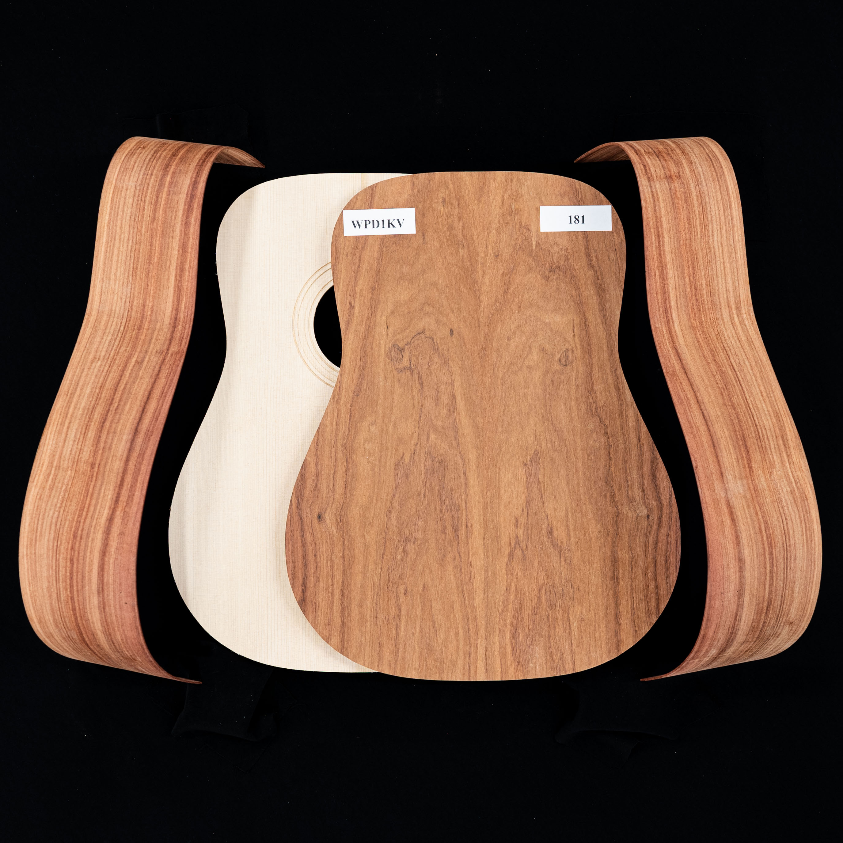 Guitare Dreadnought en kit Granadillo WoodStax, manche vissé – 181 Guitare Dreadnought en kit Granadillo WoodStax, manche vissé – 181