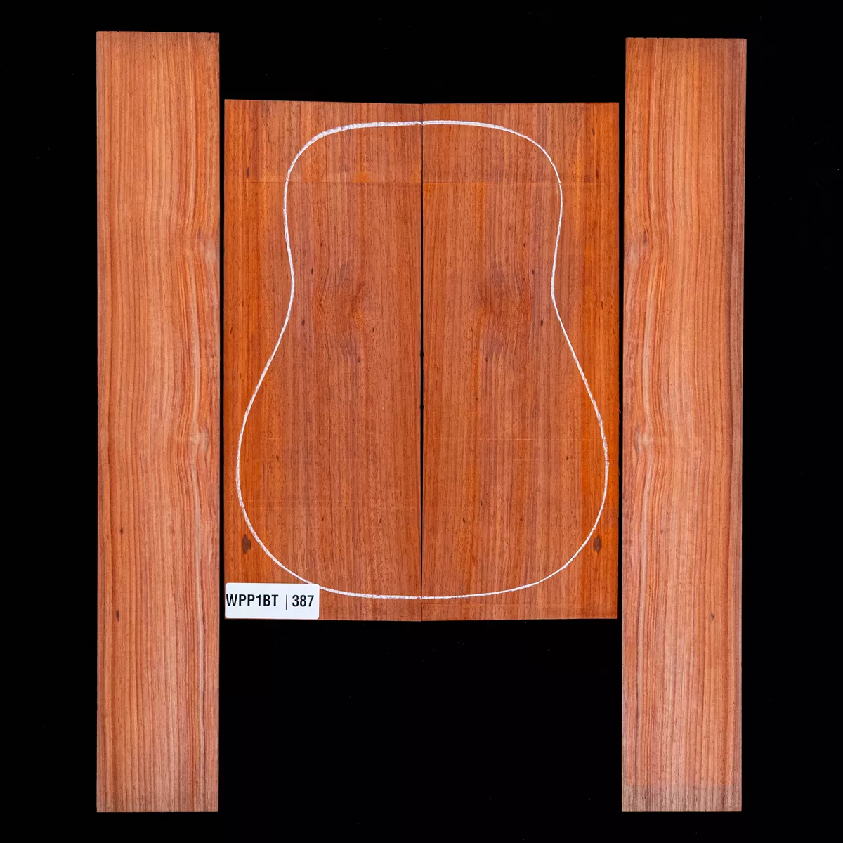 Dos Padauk + paire d’éclisses - 387 Dos Padauk + paire d’éclisses - 387