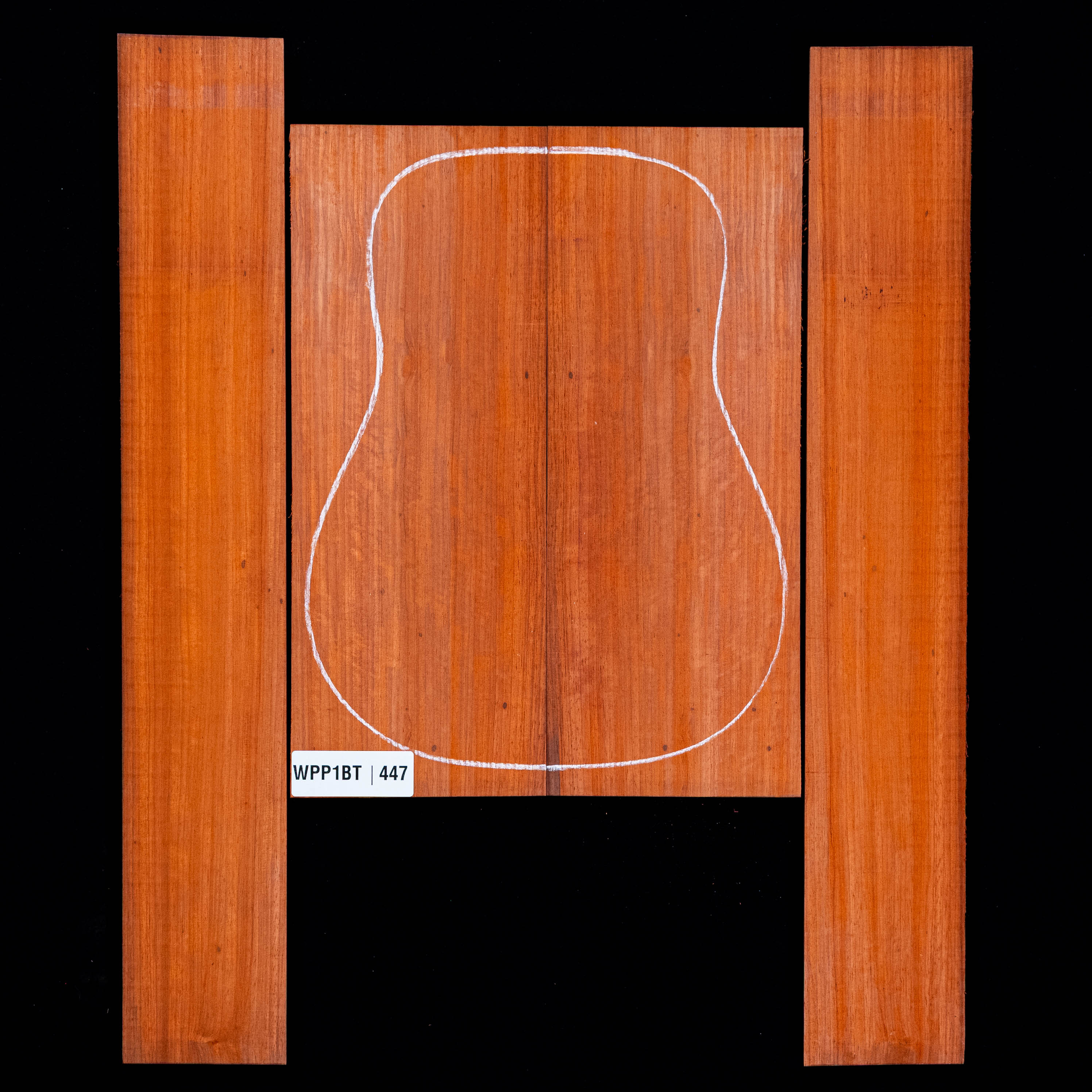 Dos Padauk + paire d’éclisses - 447 Dos Padauk + paire d’éclisses - 447