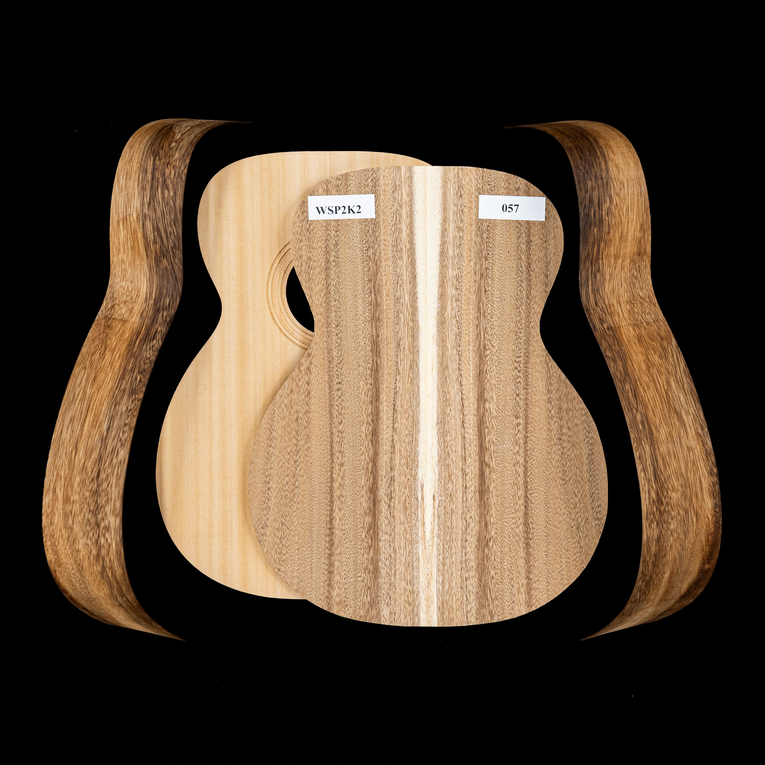 Kit de guitare WoodStax Monkeypod OM, col boulonné - 057 Kit de guitare WoodStax Monkeypod OM, col boulonné - 057