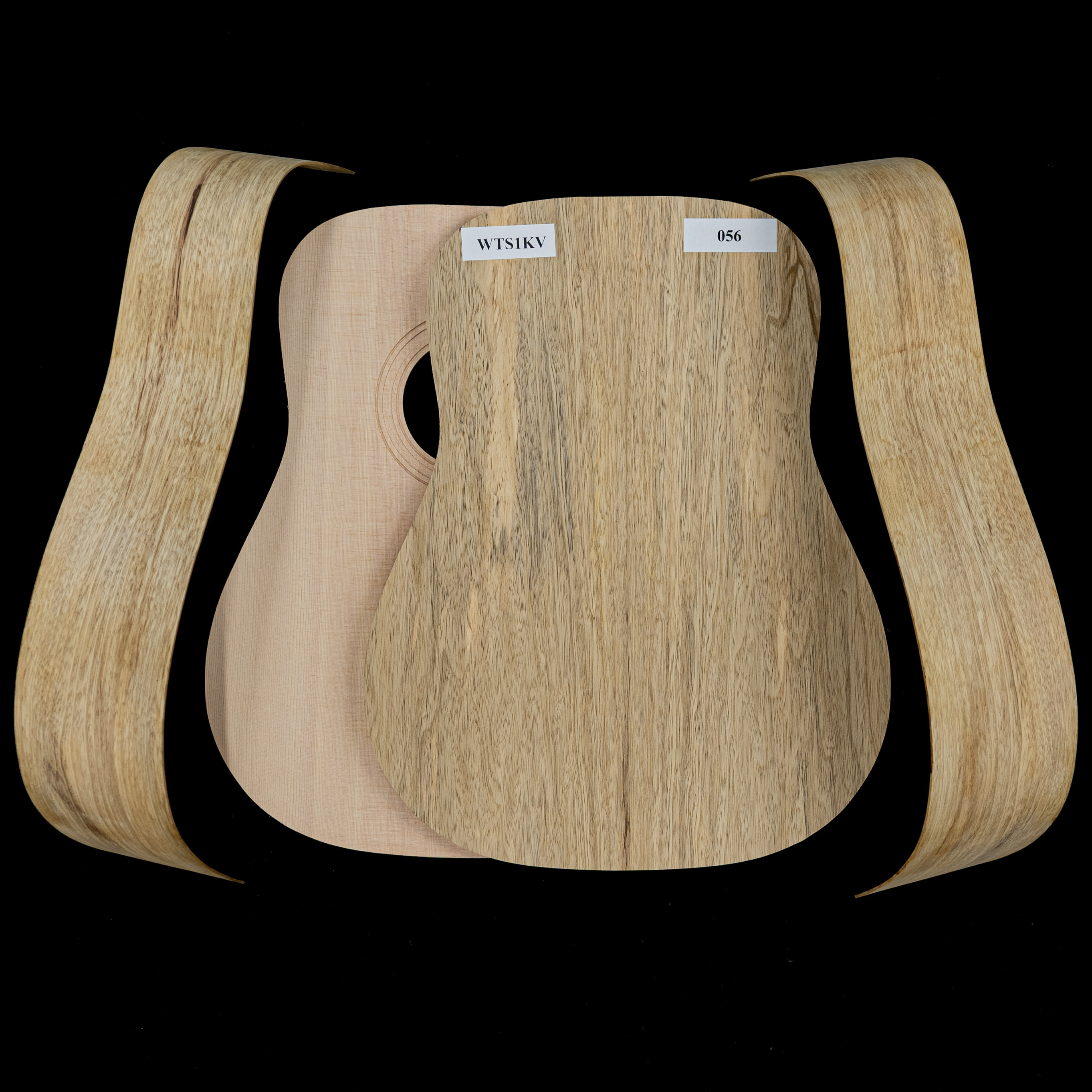 Guitare Dreadnought en kit limba noir WoodStax, manche vissé – 056 Guitare Dreadnought en kit limba noir WoodStax, manche vissé – 056