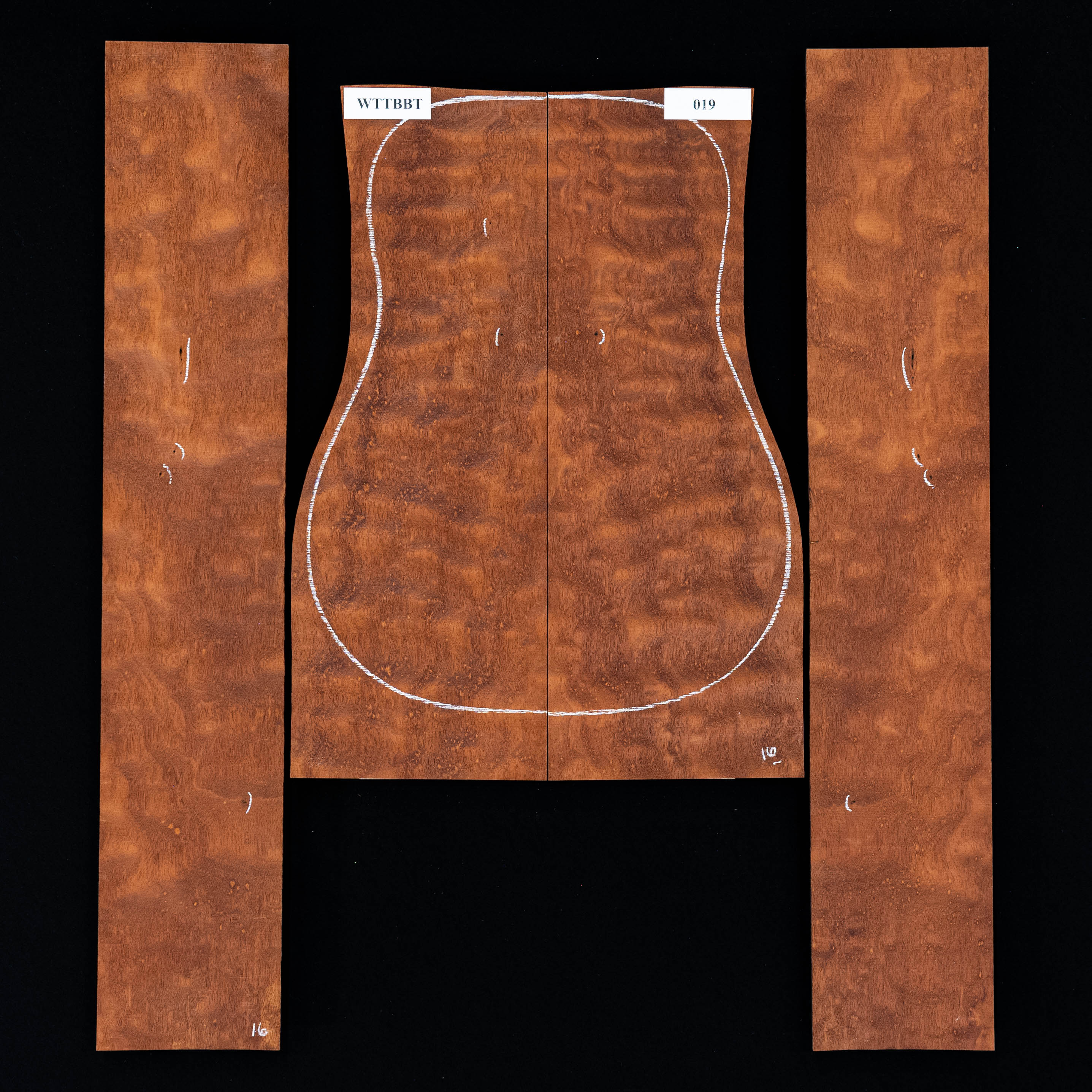 Acajou d’Amérique Quilted The Tree, qualité Exposition - 019 Acajou d’Amérique Quilted The Tree, qualité Exposition - 019