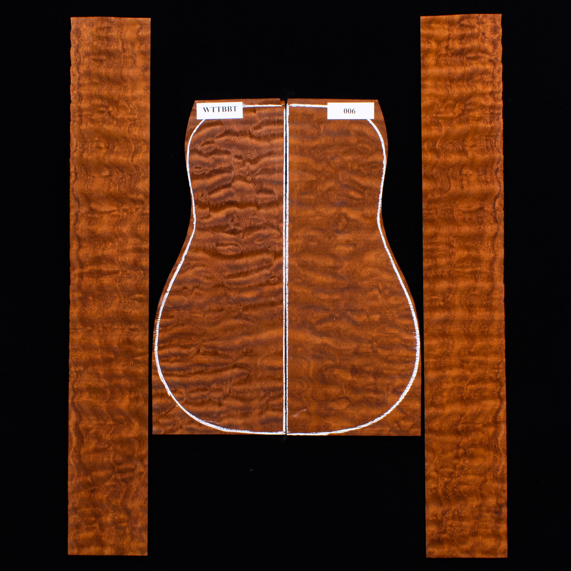 Acajou d’Amérique Quilted The Tree, qualité Exposition - 006 Acajou d’Amérique Quilted The Tree, qualité Exposition - 006