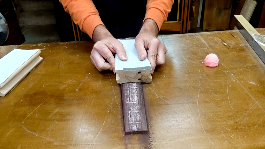 Fretboard composé Radius - Sac courrier Luthier Tips du Jour