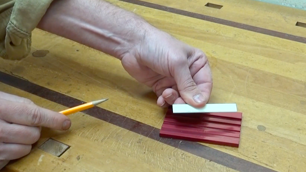 Jauge de configuration d'écrou et de selle LMI - Sac courrier Luthier Tips du Jour