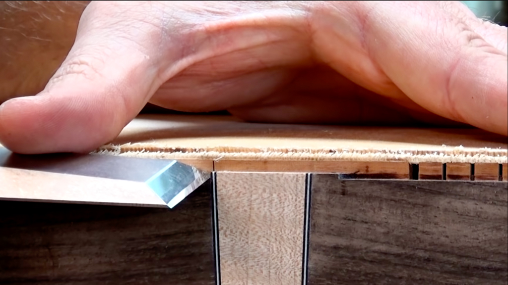 Mitered Purflings - Sac courrier Luthier Tips du Jour