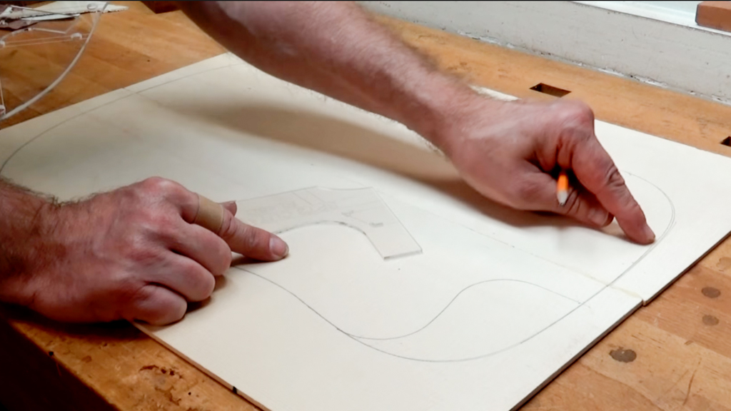 Modèle LMI Cutaway - Sac à courrier Luthier Tips du Jour