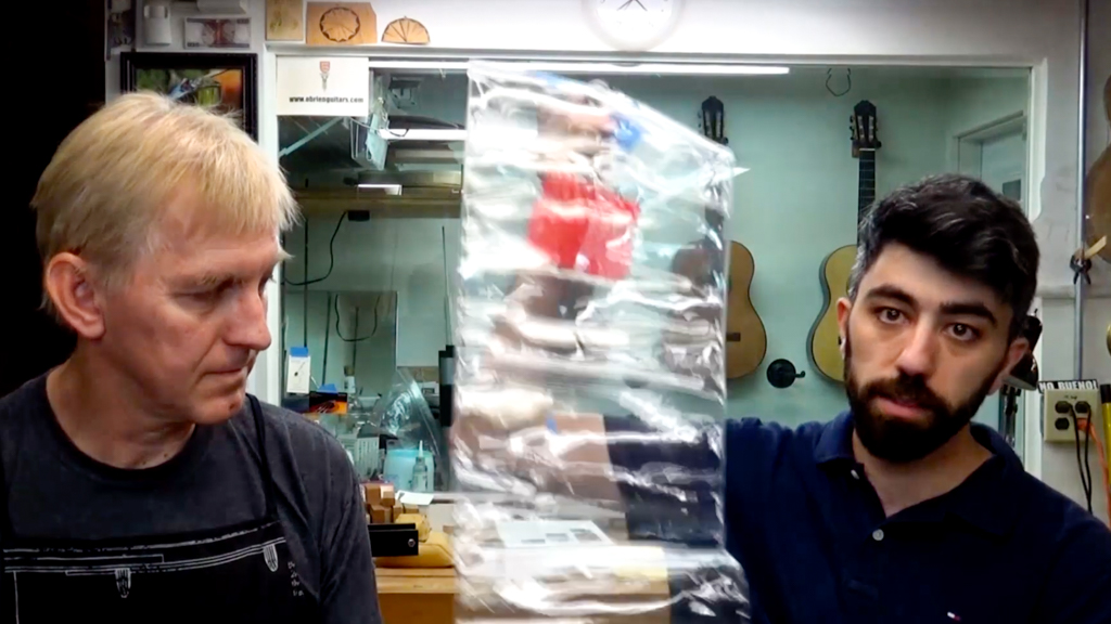 Comment plastifier les côtés de la guitare - Sac postal Luthier Tips du Jour