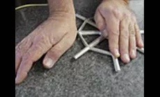 Appliquer une pression délicate