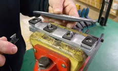 mousse de serrage de pont