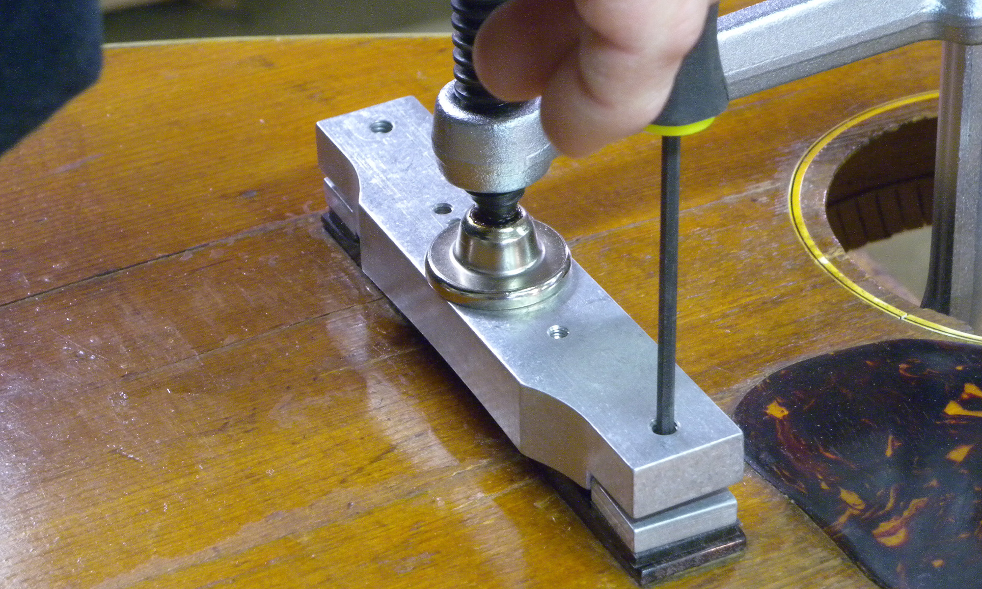 Instructions relatives aux outils de pont acoustique StewMac