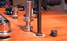 Photo : insertion d'un contre-écrou